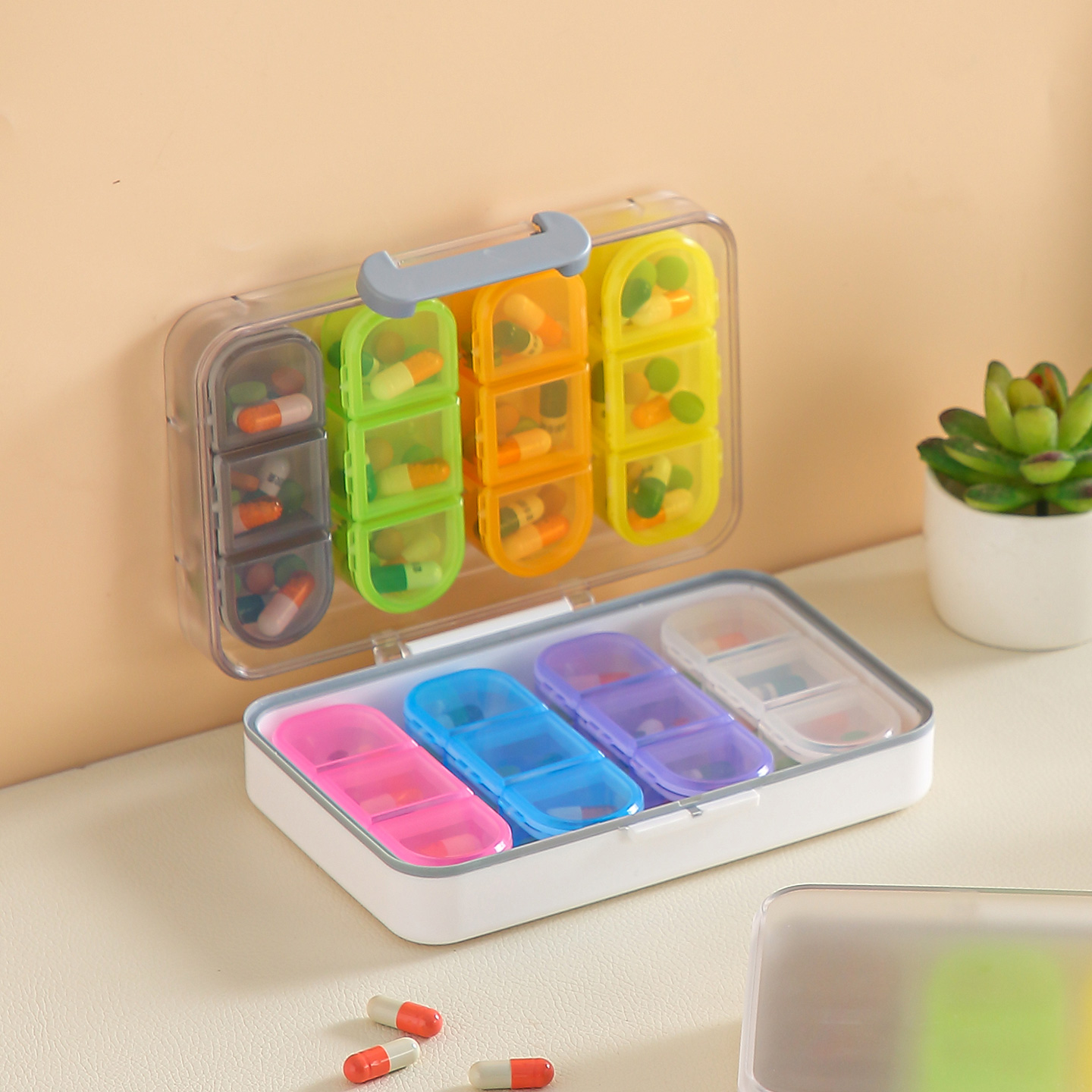 【CL】 26Q3#8050 Multi-color transparent color compartments medicine box, PVC plastic box, portable plastic packaging box, storage and organization box Specification image