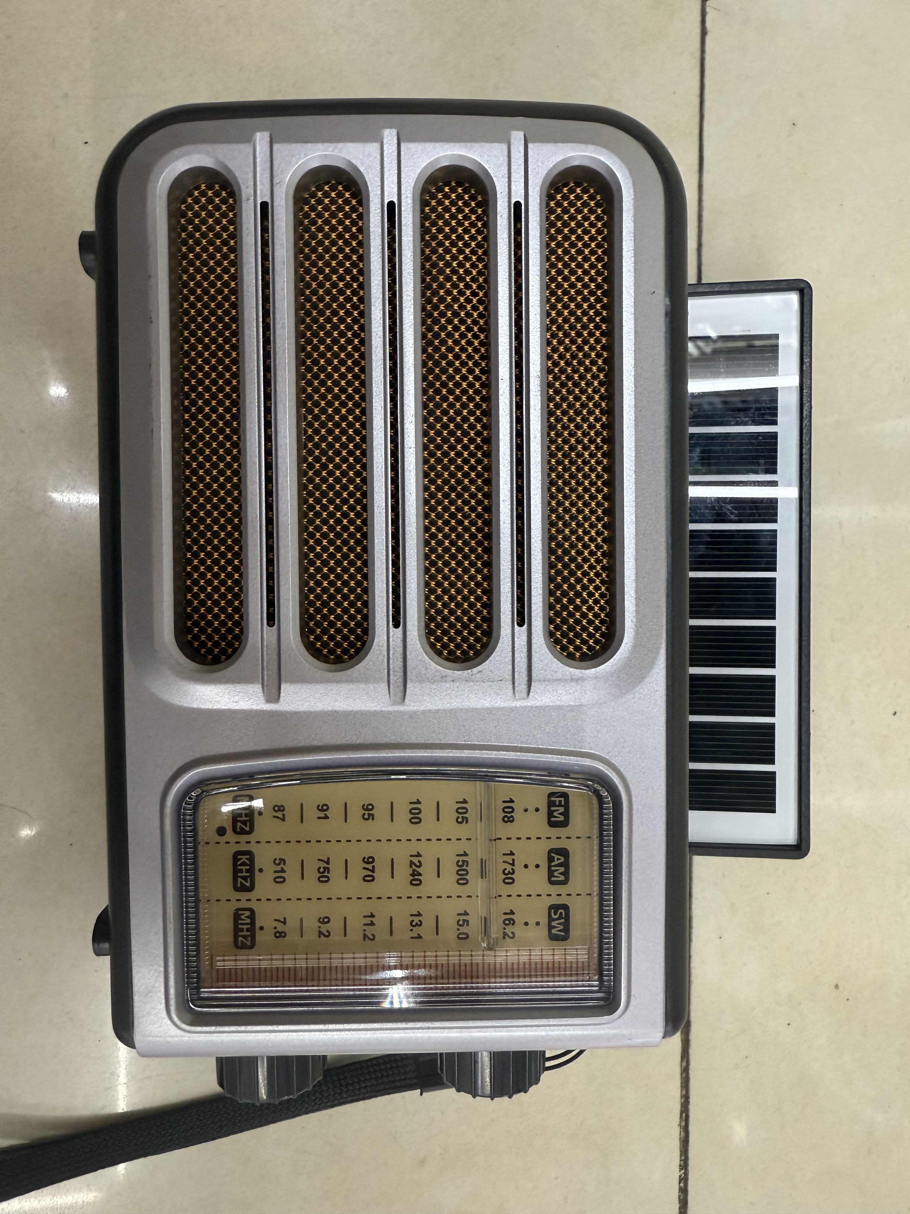 FX-2536 and FX-2537 new radio Bluetooth speaker, multi-band and multi-functional USB music TF card, suitable for the elderly to play music details Picture