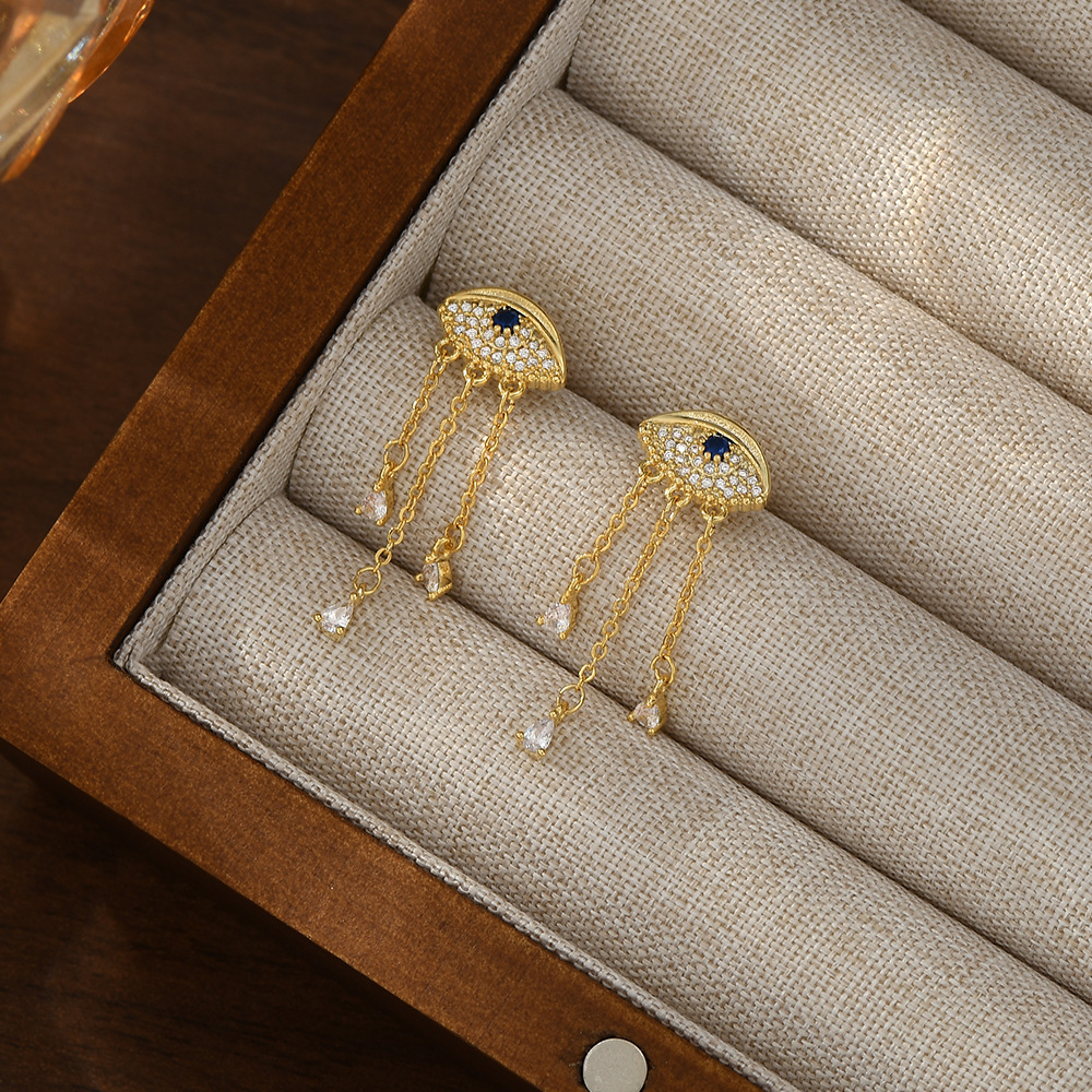 Golden devil eye gotas de agua borlas pendientes novedad niche varios estilos pendientes details Picture