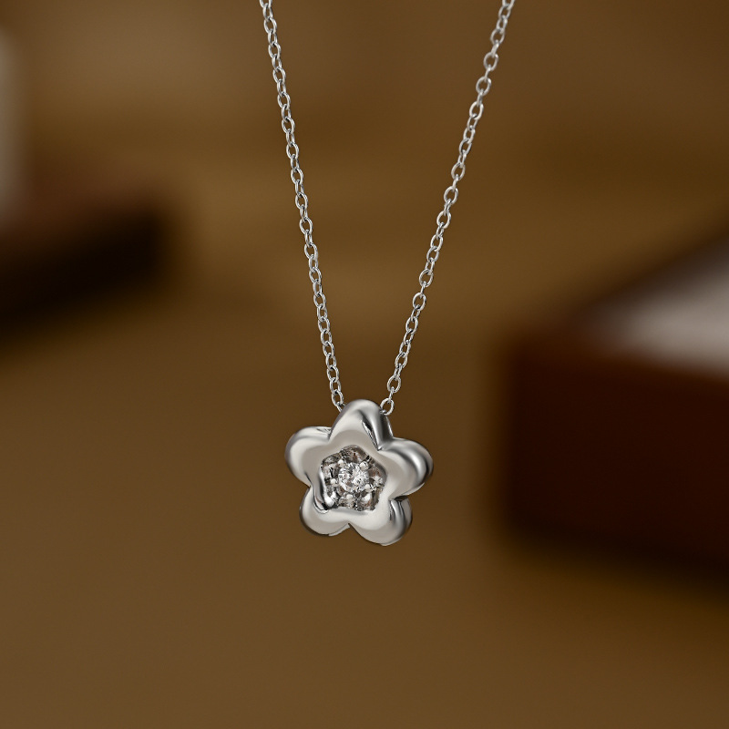 Mate mate mate mate mate collar de flores pequeñas corazón de mujer con piedras colgante de flor de cinco pétalas cadena de clavícula collar de mujer simple fuente Specification image