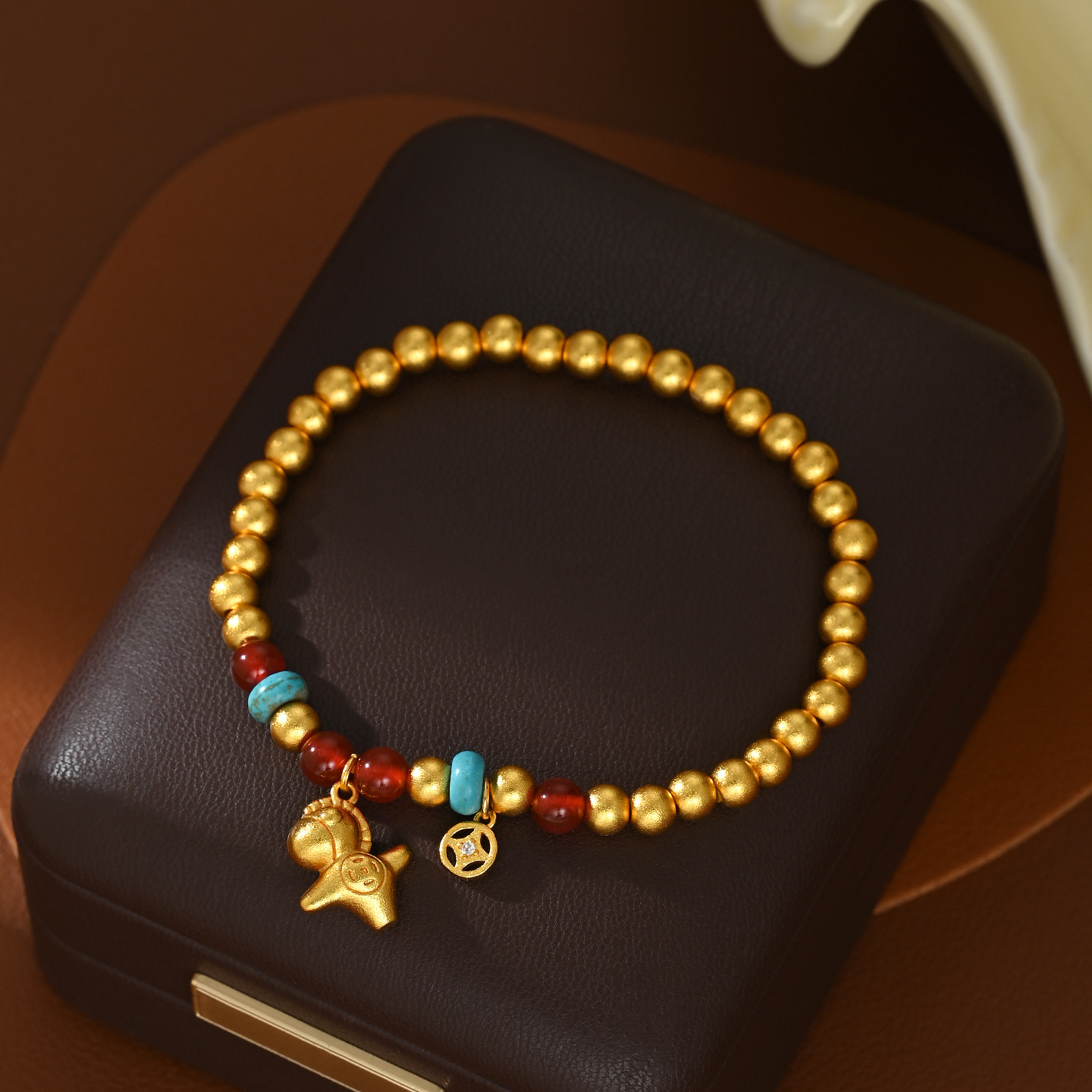 New Chinese-style gold bead bracelet, female pony copper coin pendant bracelet, Chinese-style gift jewelry supply Specification image