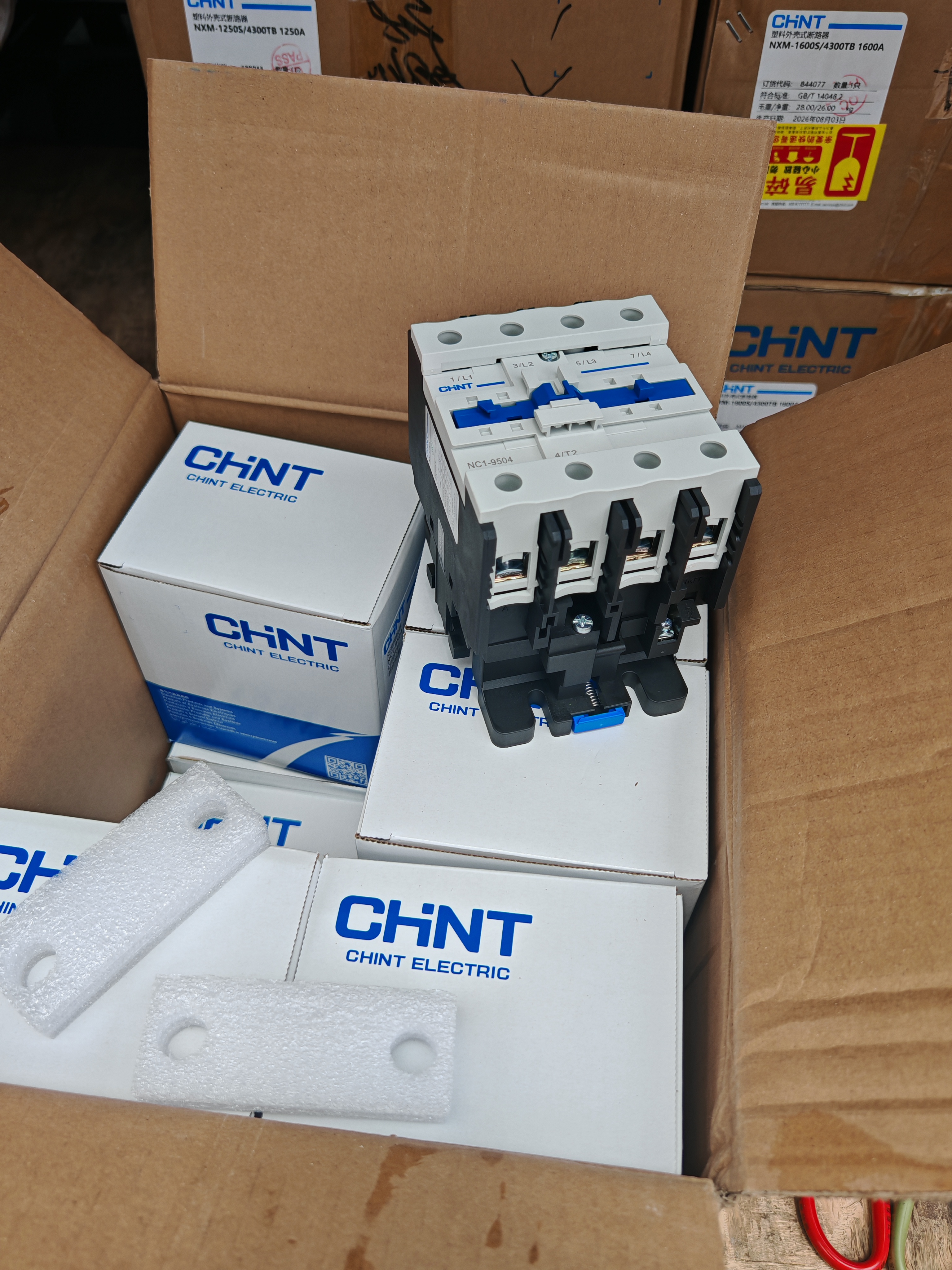 Contactores de baja tensión de chint equipos eléctricos y electricistas controladores de baja tensión piezas de interruptor para la industria NC1-9504 Application Scenario