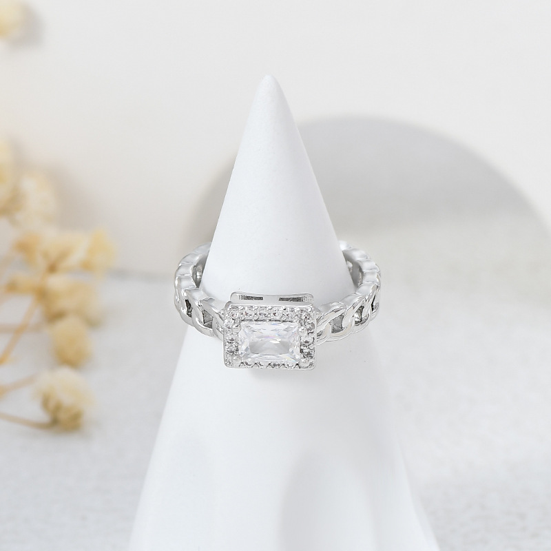 Silver Cuban chain ring for women, rectangular encirclement set with rhinestone, a sweet and cool style versatile piece details Picture