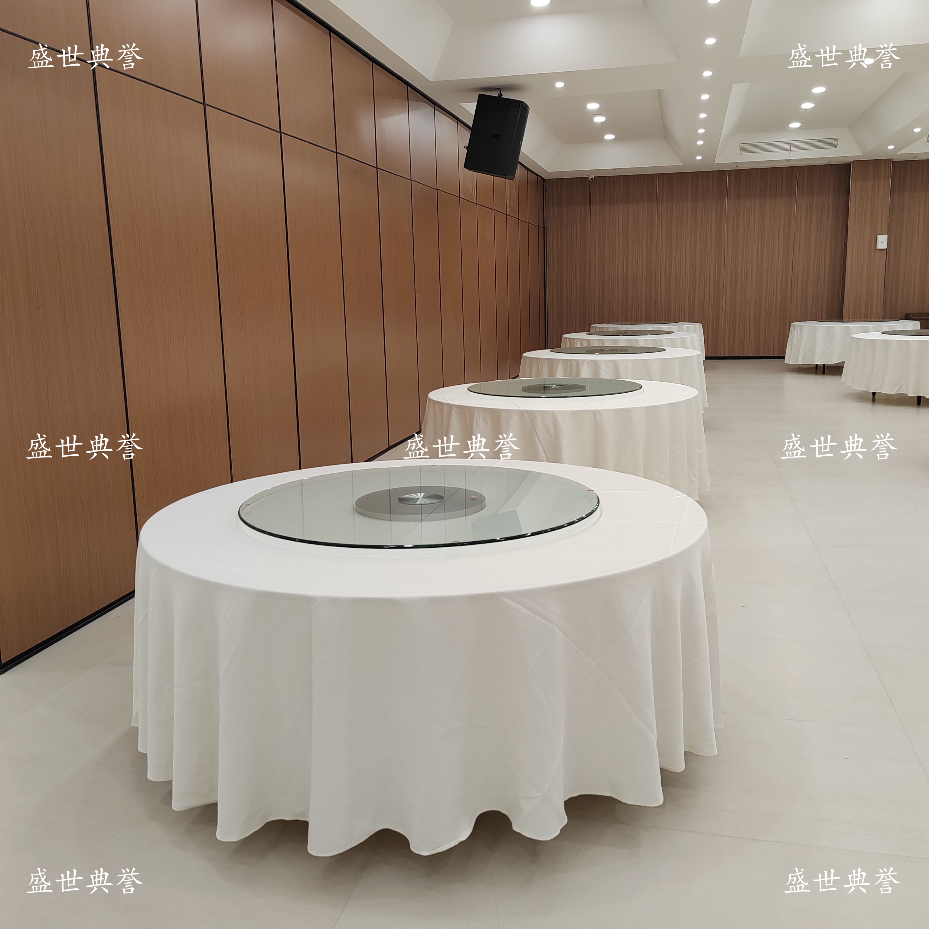 Ningbo factory direct sales of catering linen, hotel banquet hall tablecloths, restaurant wedding banquet solid-color tablecloths, home banquet round table cloths Application Scenario