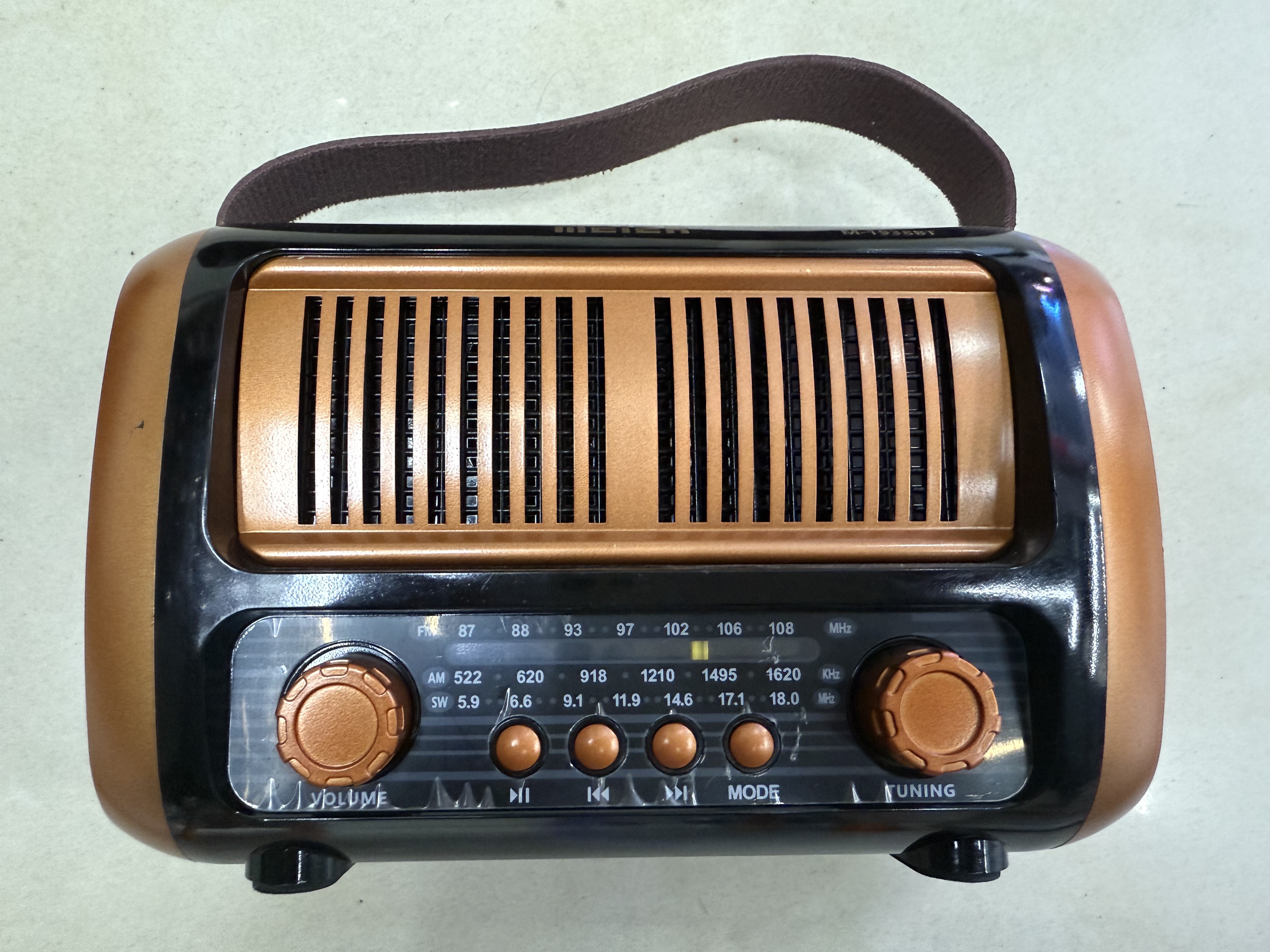 M-1936BT, M-1937BG, M-1938BT retro radio, Bluetooth speaker, multi-band, multi-functional desktop ornament, USB music, TF card for playing music Specification image