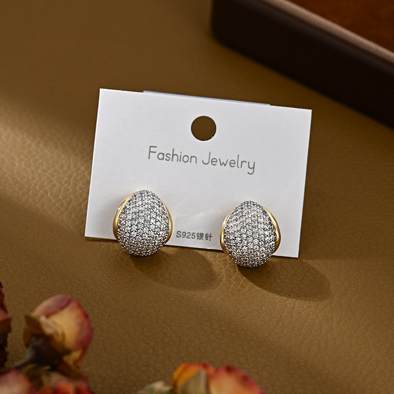 Oro y plata bicolor diamantes en forma de gota de agua pendientes de mujer con borde de oro elegante lujoso elegante premium sentido pendientes