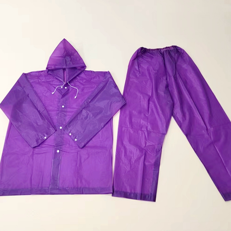 The EVA adult raincoat set from Li Wang Trend is very stylish and has a high rate of turning heads. It's a must-bring raincoat for rainy days. Wholesale and direct sales Item Picture
