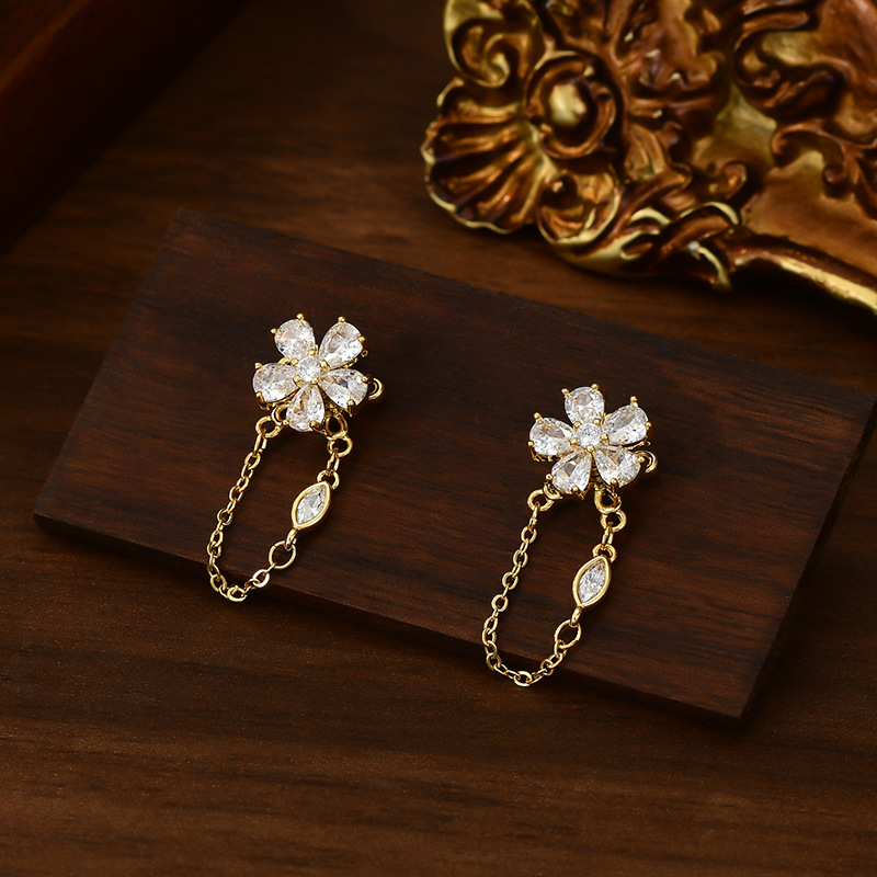 Plata flor cadena aretes mujer strass flor tipo cadena orejeras fresco dulce fresco temperamento orejeras details Picture