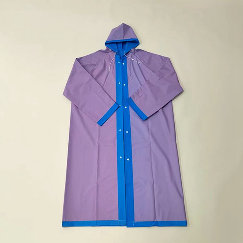 The brand-new double-sided and two-color fashionable raincoats from Li Wang Wholesale for outdoor hiking and travel have attracted a lot of attention Item Picture