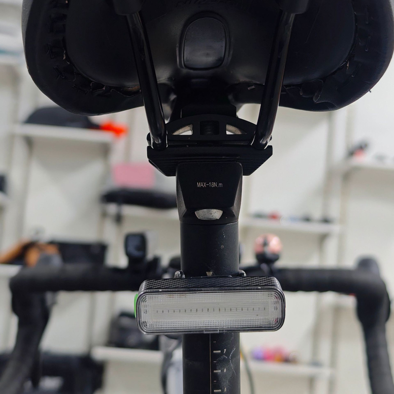 CYGM-0271 USB charging bicycle taillight, mountain bike taillight, night cycling safety warning taillight details Picture