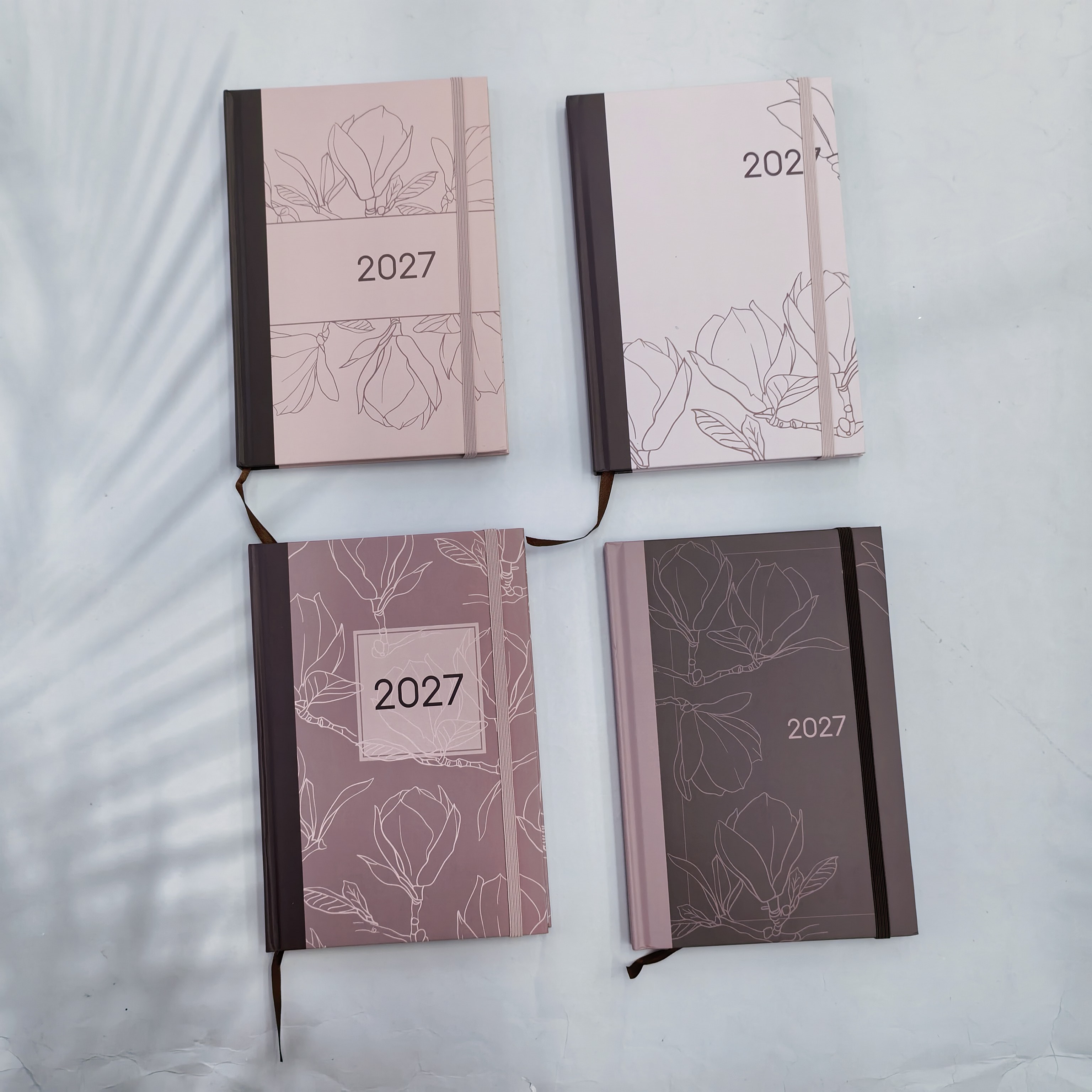 2027 Weekly calendar in English, multiple series, four pictures mixed, A5/48K annual calendar, this schedule, this French, Portuguese, Spanish, and Arabic supports customization pic 6