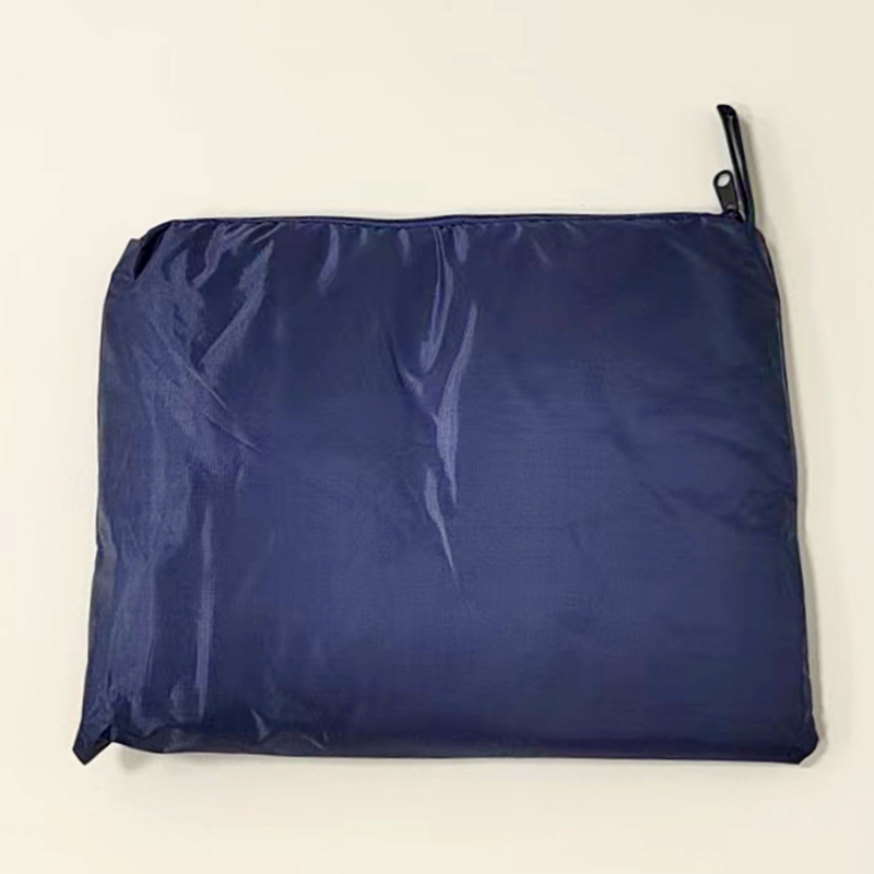 Li Wang Rain Gear Factory offers direct sales of long-sleeved Oxford fabric zipper pocket raincoats details Picture