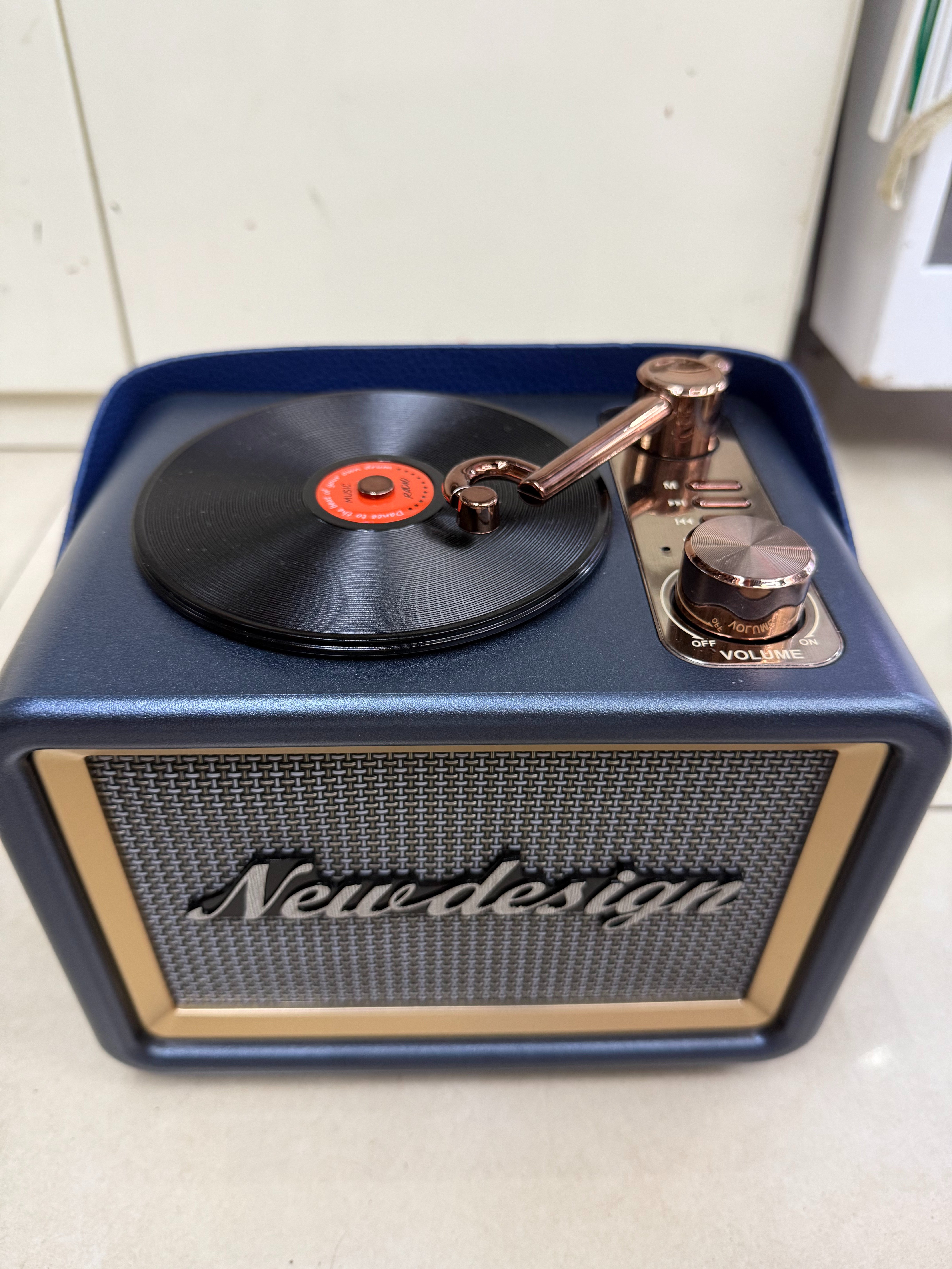 FX-2531BT, FX-2532BT vintage radio, Bluetooth speaker, wood grain, multi-band, multi-functional desktop decoration, phonograph shape, playing music, suitable for gifting to the elderly