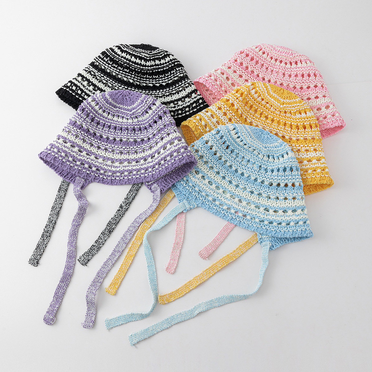 Retro color-blocked striped hollowed-out knitted pile hat, girl-style lace-up over-ear sun hat, versatile hat for outings and photos