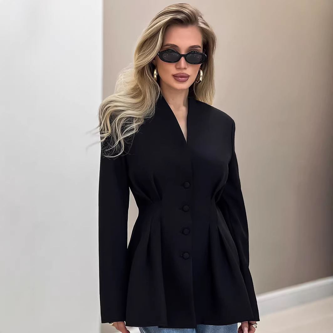 A stylish autumn European and American women's suit with a slimming and cinched waist, featuring a V-neck suit jacket with a commuting design undefined