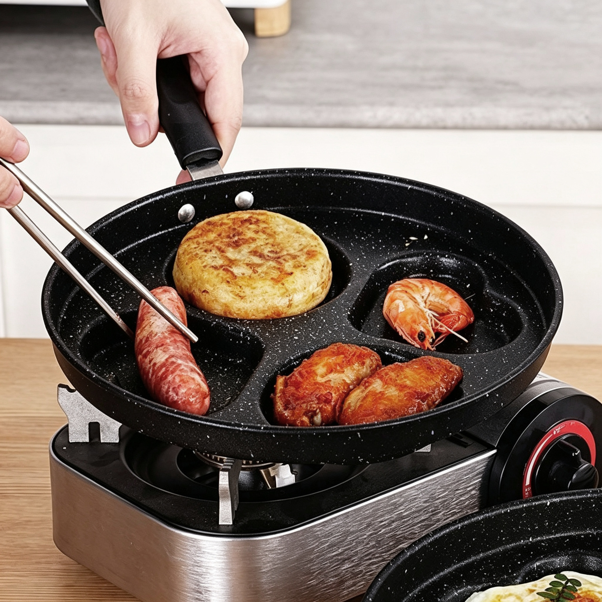 CGUCOOK Cross-border Four-hole Non-stick Frying pan, egg frying pan, Double Round double heart breakfast egg Burger pan, non-stick pan, new household egg frying pan, flat pan details Picture