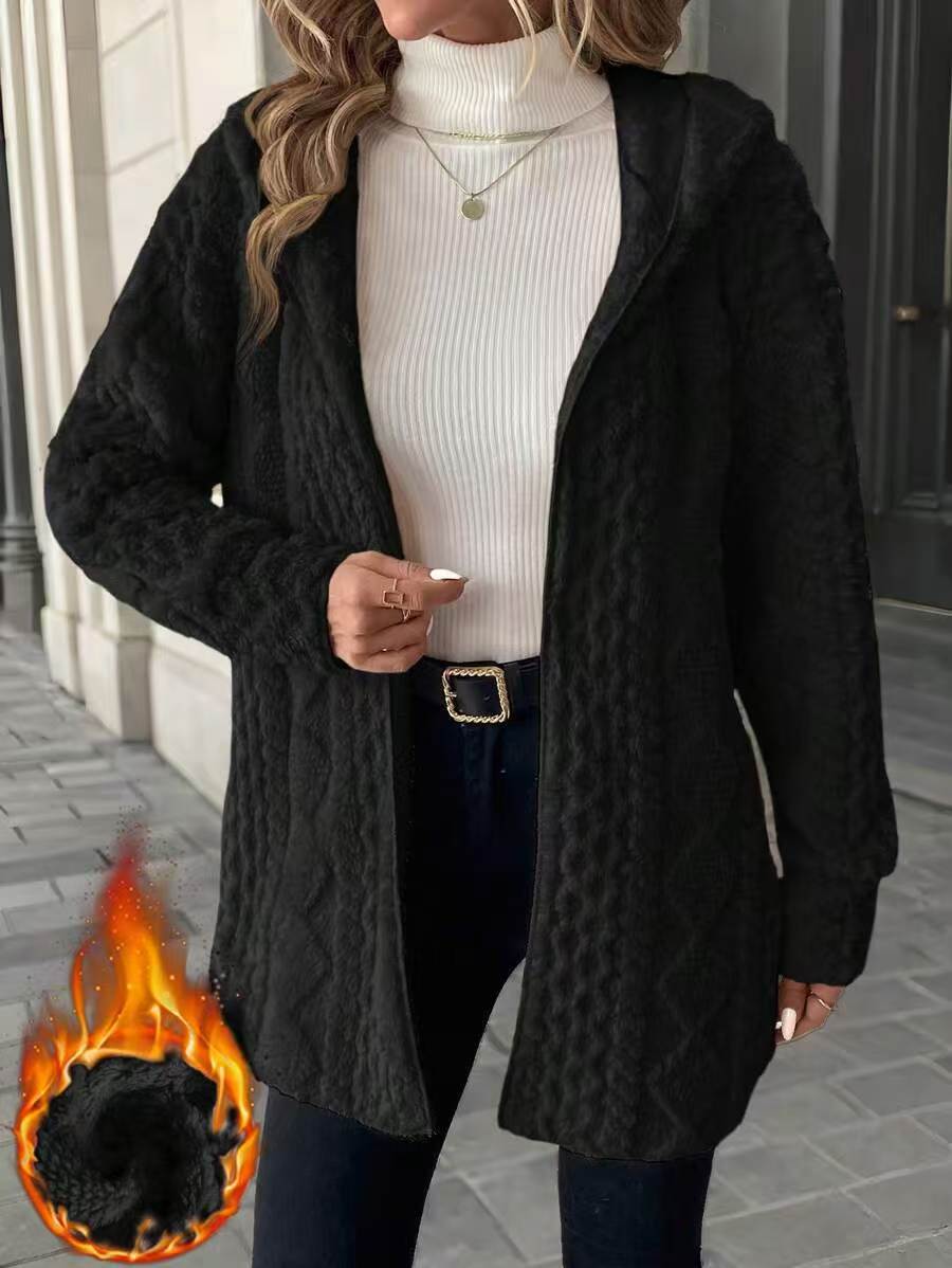 This is a new autumn and winter bestseller on Amazon from Europe and America. The diamond-shaped double-sided fleece mid-length cardigan jacket is comfortable and warm Application Scenario
