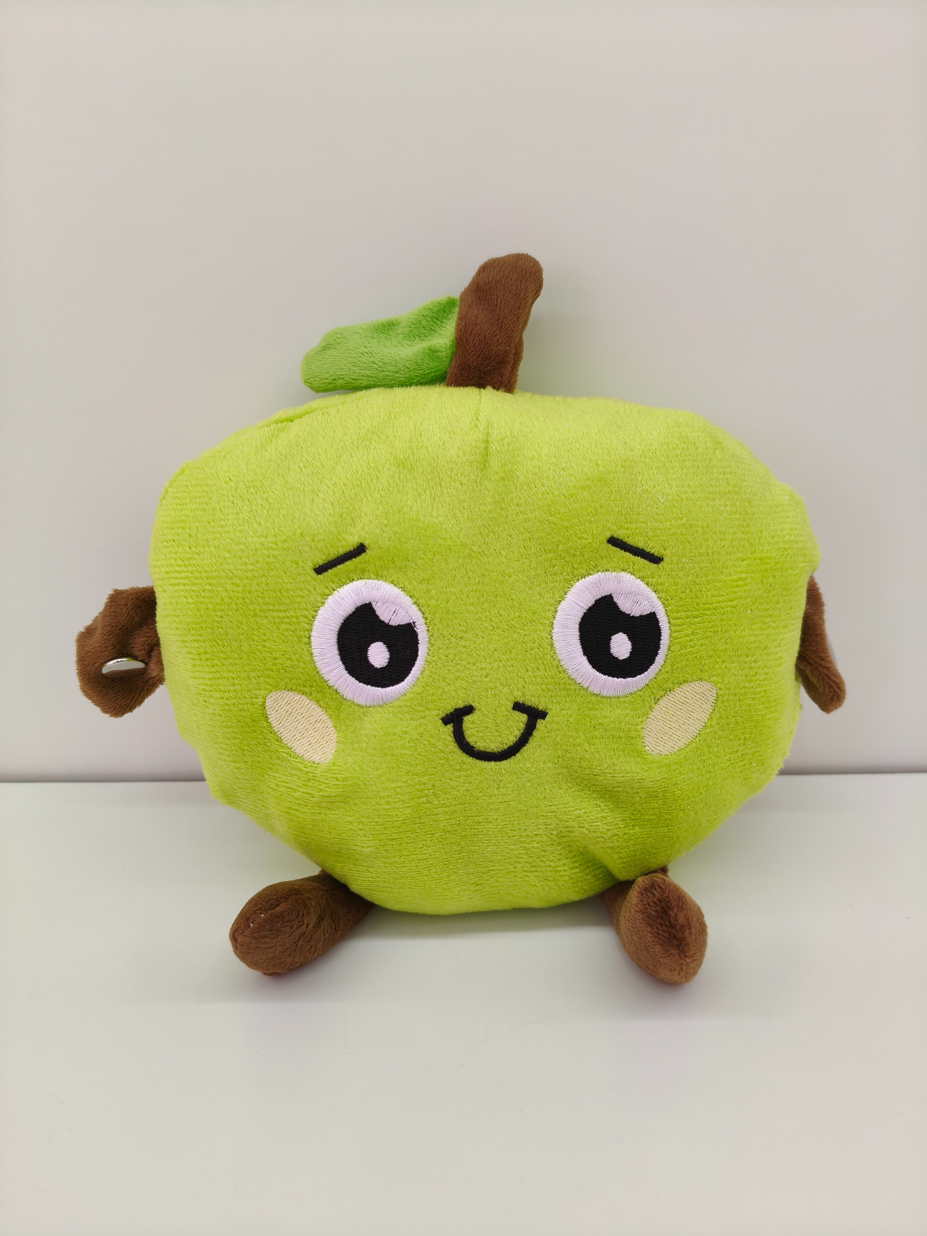 Nueva fruta sensor metrónomo con música de banda de inducción para una sola persona doble plush interactivo Application Scenario