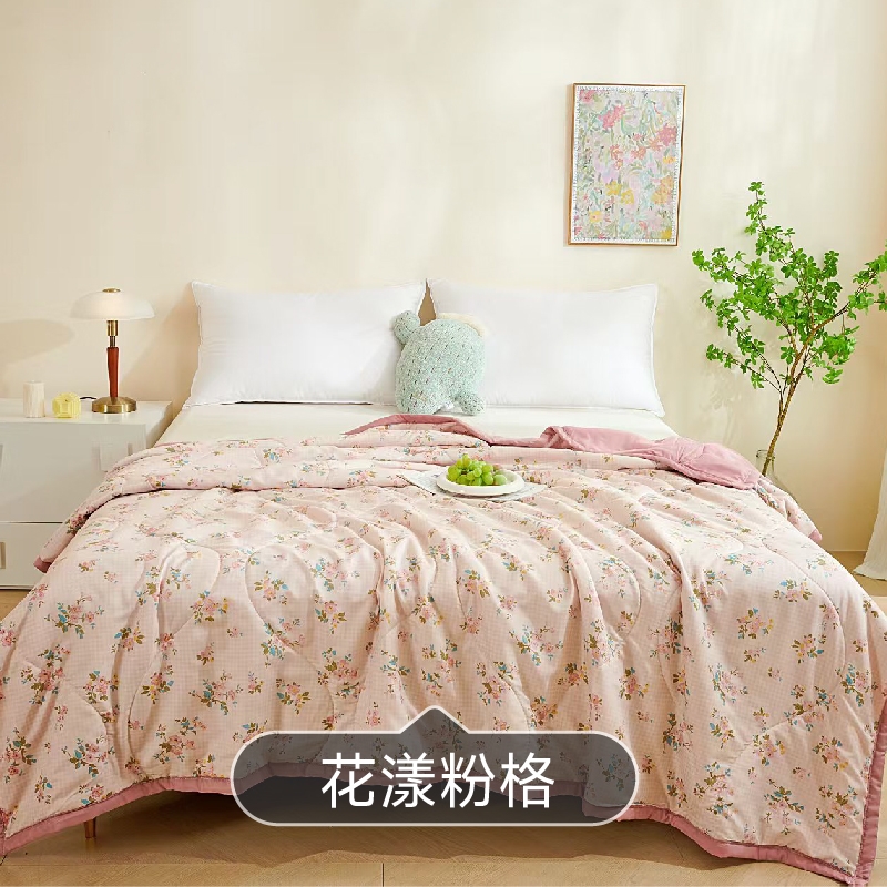 跑量水洗棉印花夏被
尺寸  200*230
工艺  机包边
面料  化纤水洗棉
重量  2.2斤左右详情图3