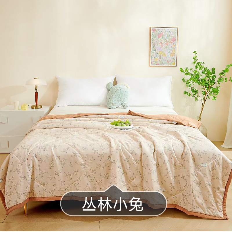 跑量水洗棉印花夏被
尺寸  200*230
工艺  机包边
面料  化纤水洗棉
重量  2.2斤左右详情图9