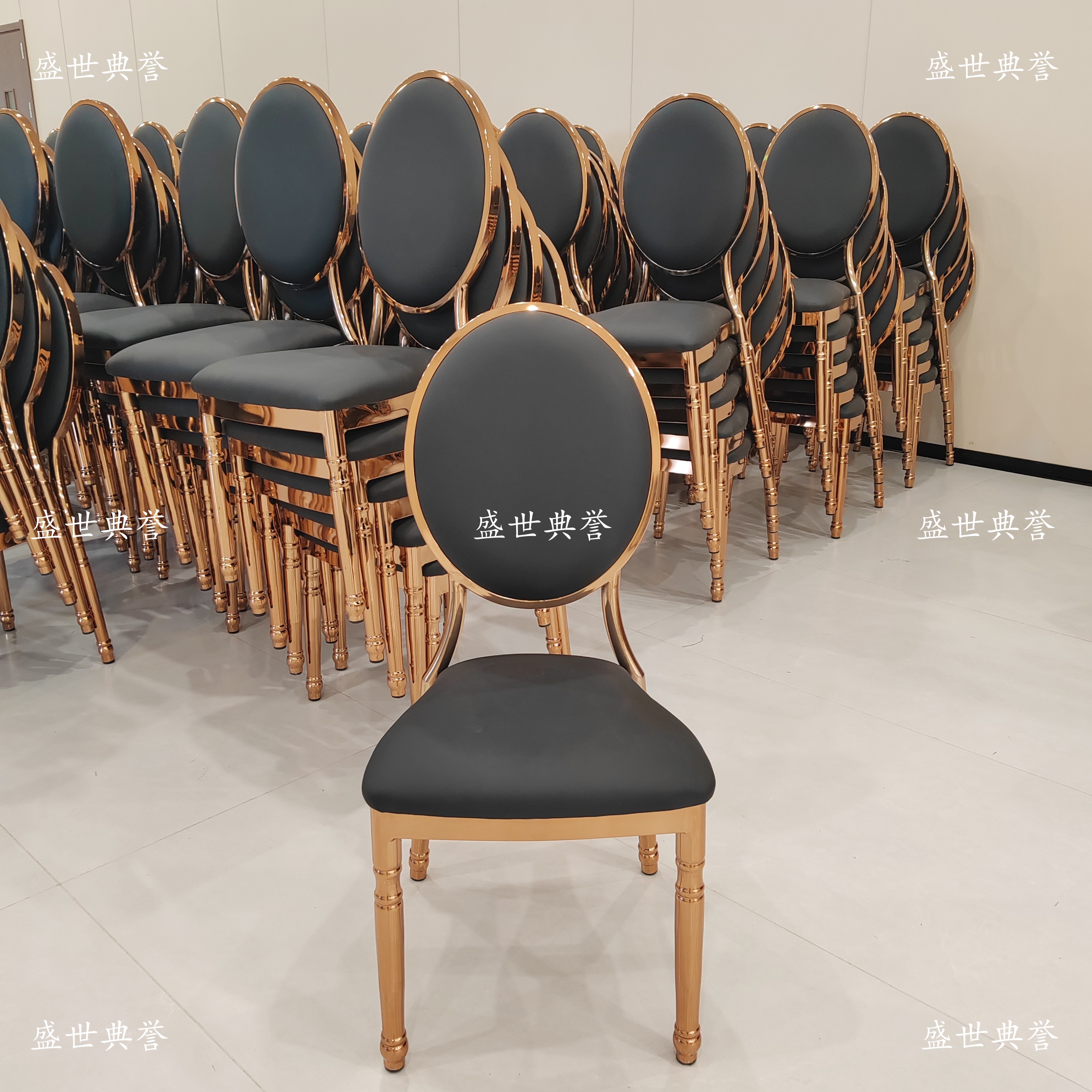 宣城酒店宴会餐桌椅宴会中心婚宴太阳椅婚礼堂主题婚礼折叠圆背椅