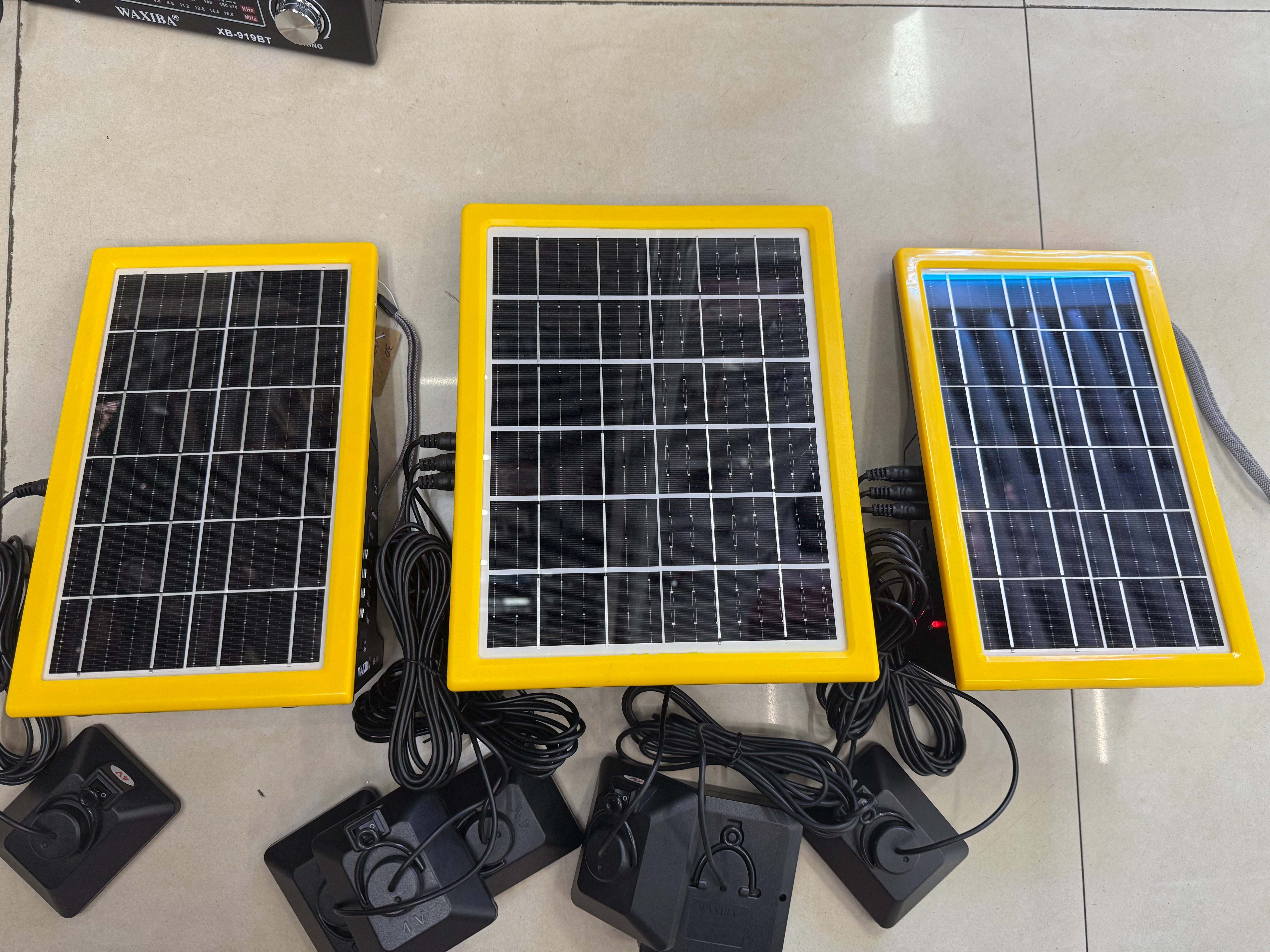XB-268L, XB-368L, XB-920BT solar panel radio, Bluetooth speaker with lighting, outdoor supplies, outdoor camping emergency music, playing music full image