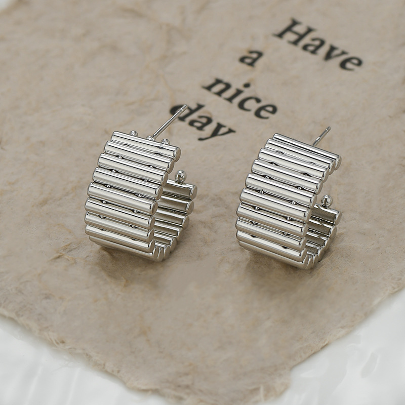 Strip-stacked C-shaped ear rings for women, multi-layer cylindrical metal three-dimensional ear studs, heavy industry, golden geometric earrings supply Item Picture