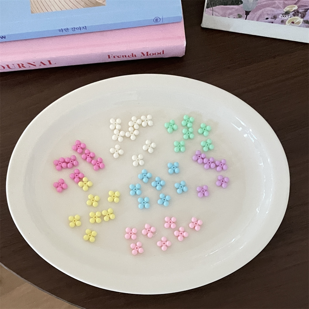 Chen Ming's acrylic solid color round polka dot beads, straight hole beads, loose beads, DIY handmade hair accessory Specification image