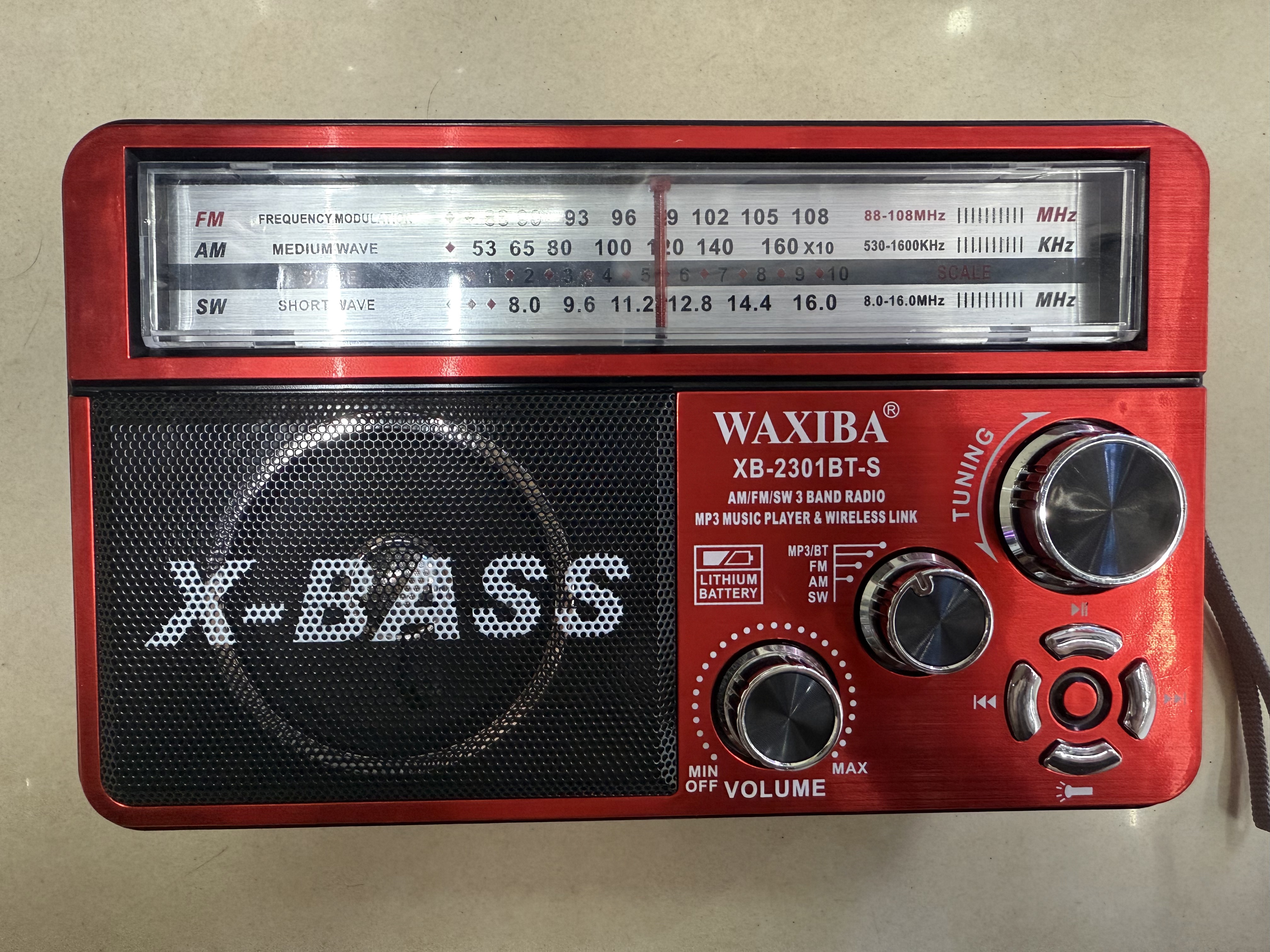 XB-2301BT-S classic radio Bluetooth speaker with light illumination, metallic texture, multi-band, multi-functional desktop ornament, USB music, TF card for playing music, solar panel for the elderly full image