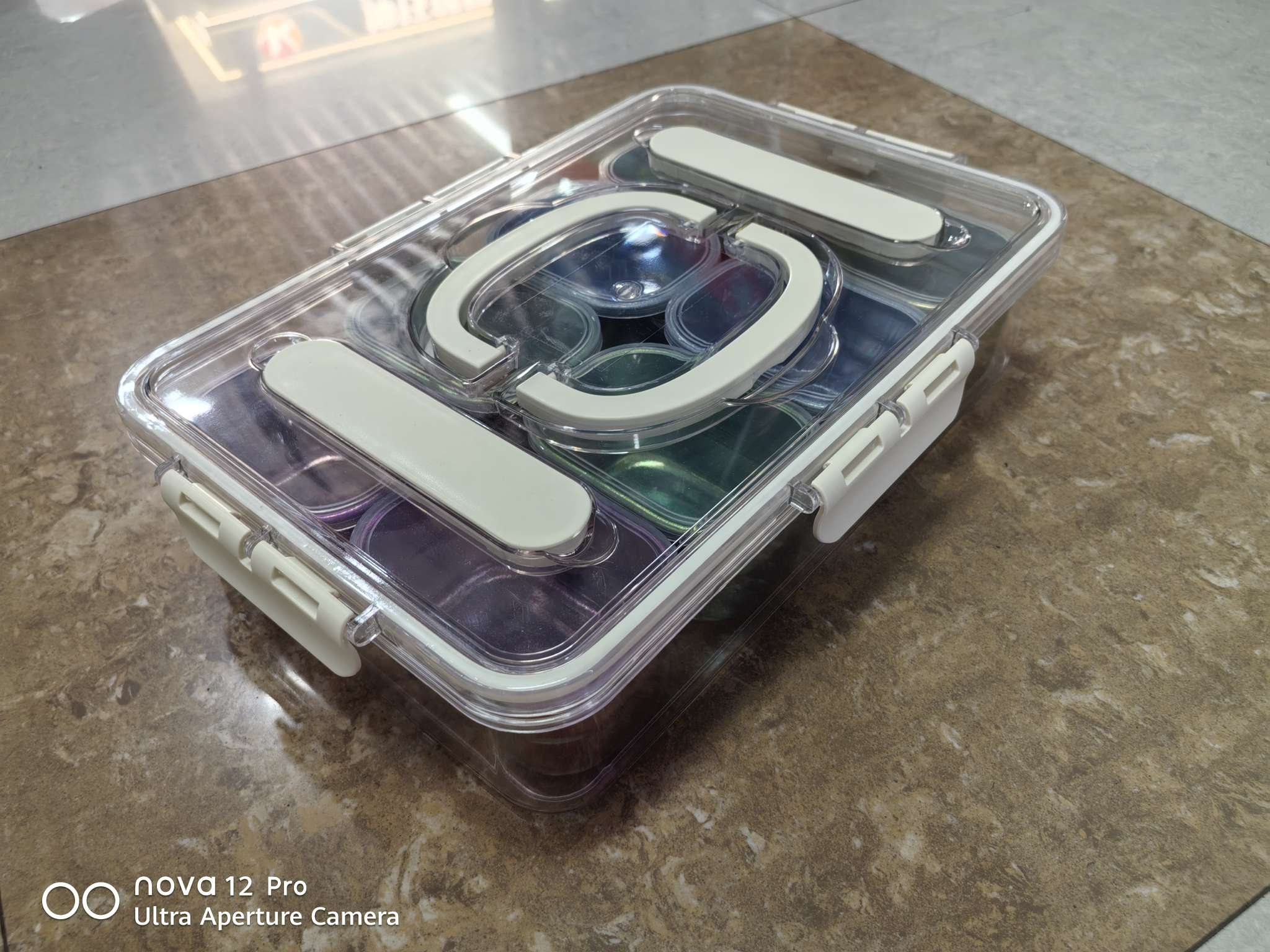 Multi-functional insulated stainless steel lunch box, four-compartment tableware, portable glass safety box, household student lunch box, storage box, titanium alloy material food preservation box Specification image