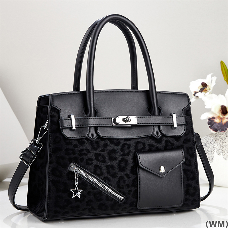 The new leopard print women's bag, hand-held shoulder and crossbody mom bag from Meifang Bag and Yiding Bag Industry is fashionable and versatile details Picture