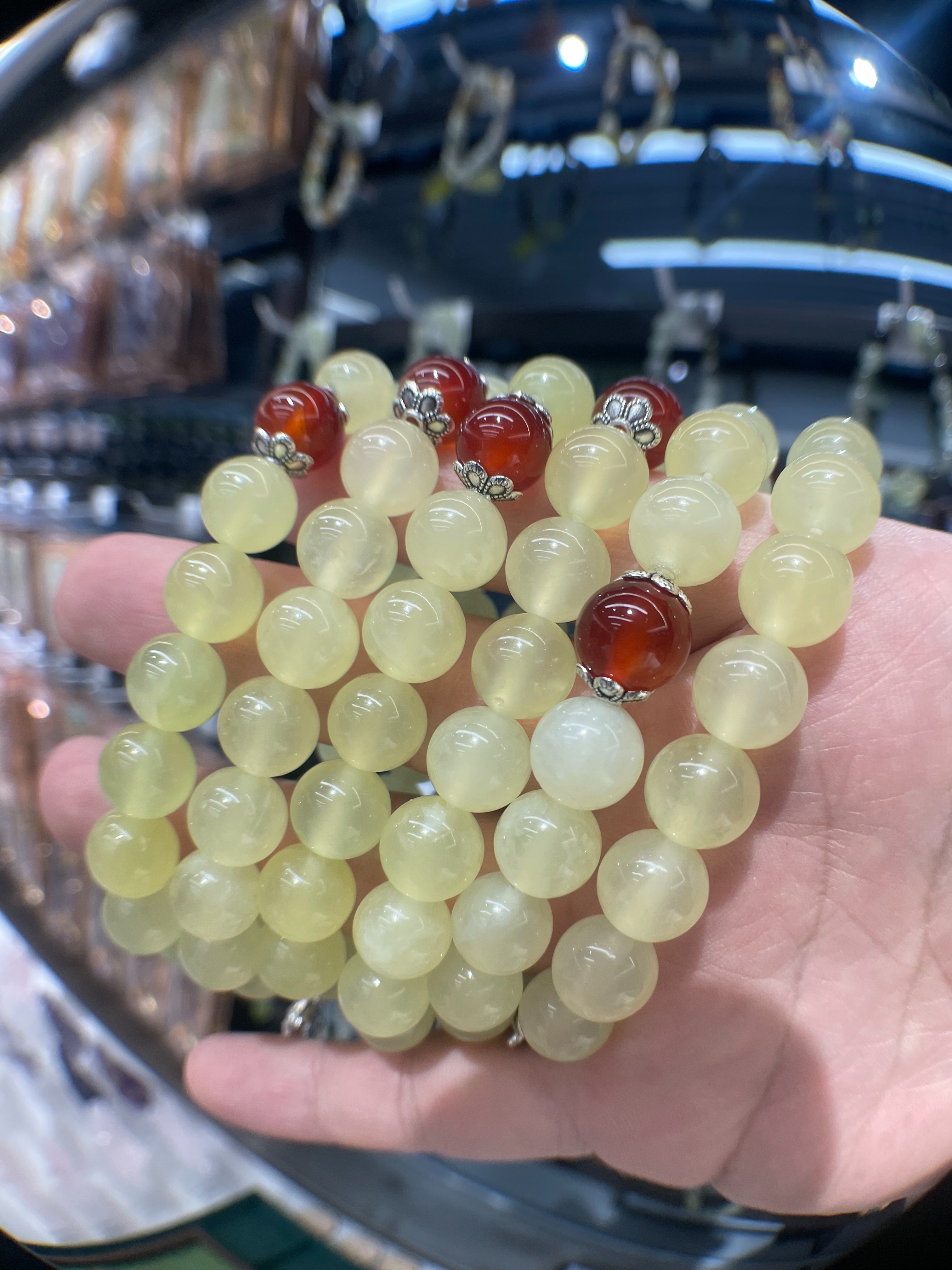 Fashionable, simple and natural Xiuyan jade honey water-colored bracelet for women, Korean version versatile jewelry, trendy and individual student accessory gift Item Picture