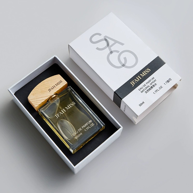A transparent glass perfume bottle with a wooden cap, decorated on a dead wood, is a shell Jesus mural hanging art decoration Application Scenario