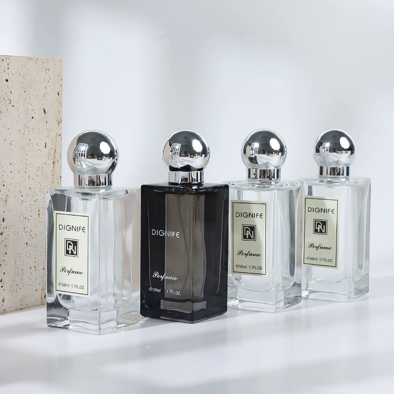 Transparent and black glass perfume bottles, shaking cups, cross-border tea, space aluminum cans, paper cans, glass cans, heart-shaped high boron glass cups, multi-purpose packaging containers