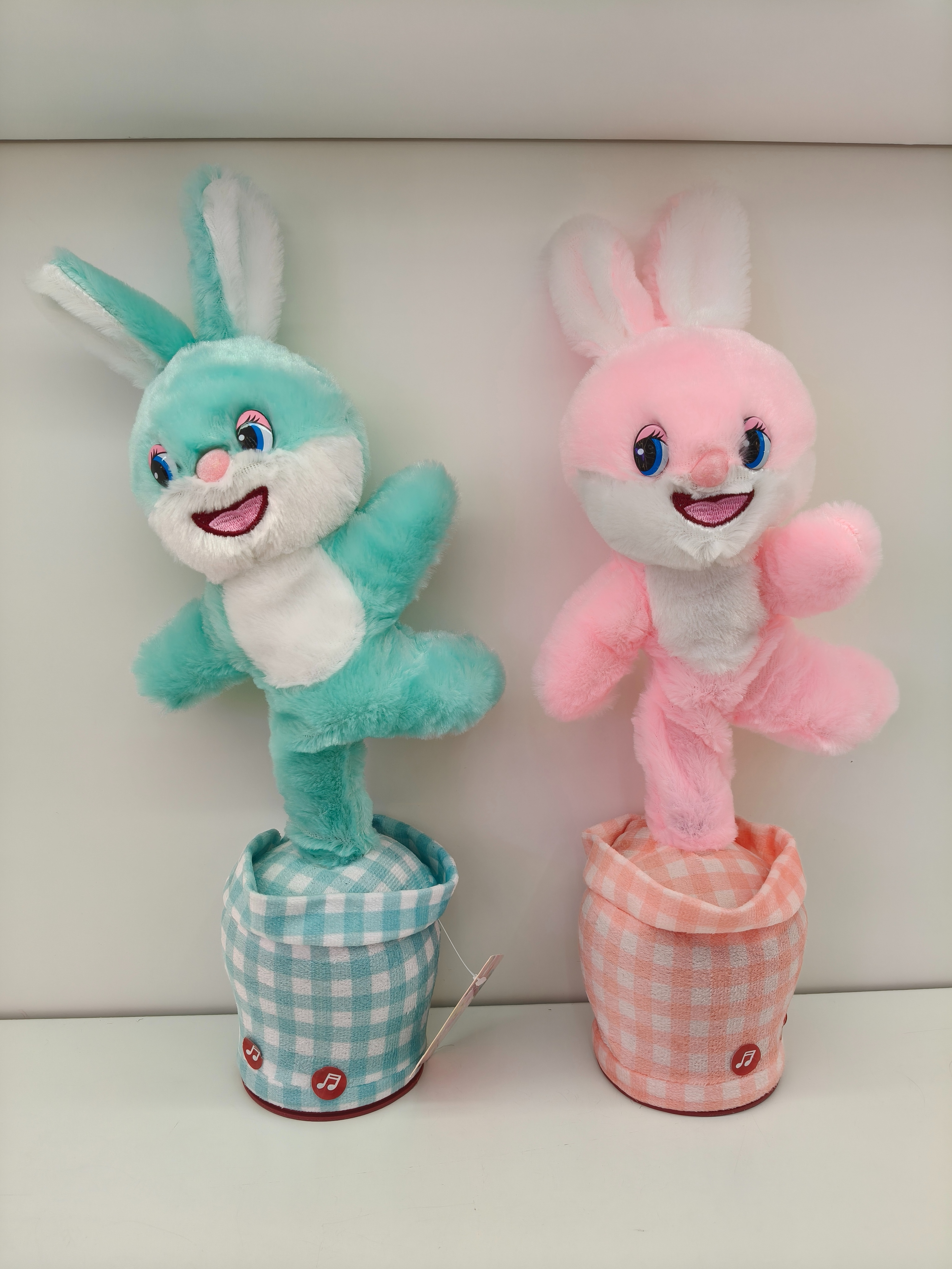 The slant-legged rabbit cactus can play Musical Instruments, twist and sing, accompany toys, children's gifts