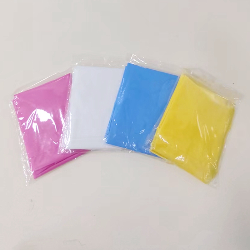 Wholesale of new EVA adult cape raincoats and outdoor hiking raincoats from Li Wang Application Scenario