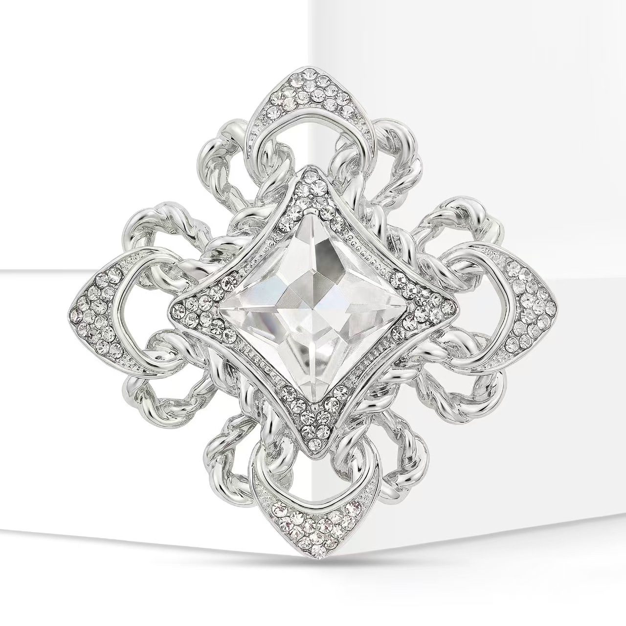 Wholesale of high-end design glass Baroque brooches, light luxury and high-end corsages, women's accessories Specification image
