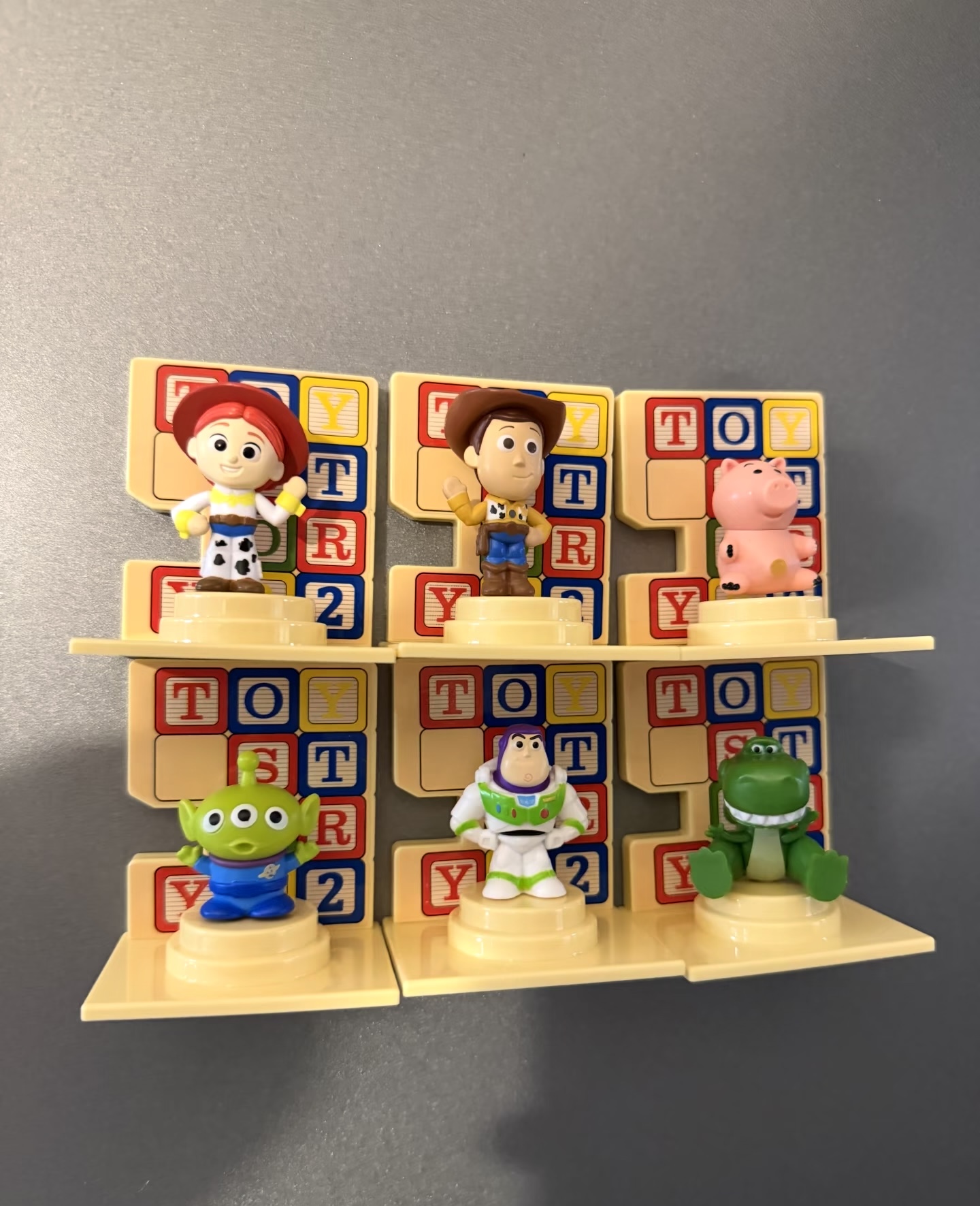 玩具/俄罗斯方块机/性爱/玩具呲水枪/泡泡玛特盲袋盒白底实物图