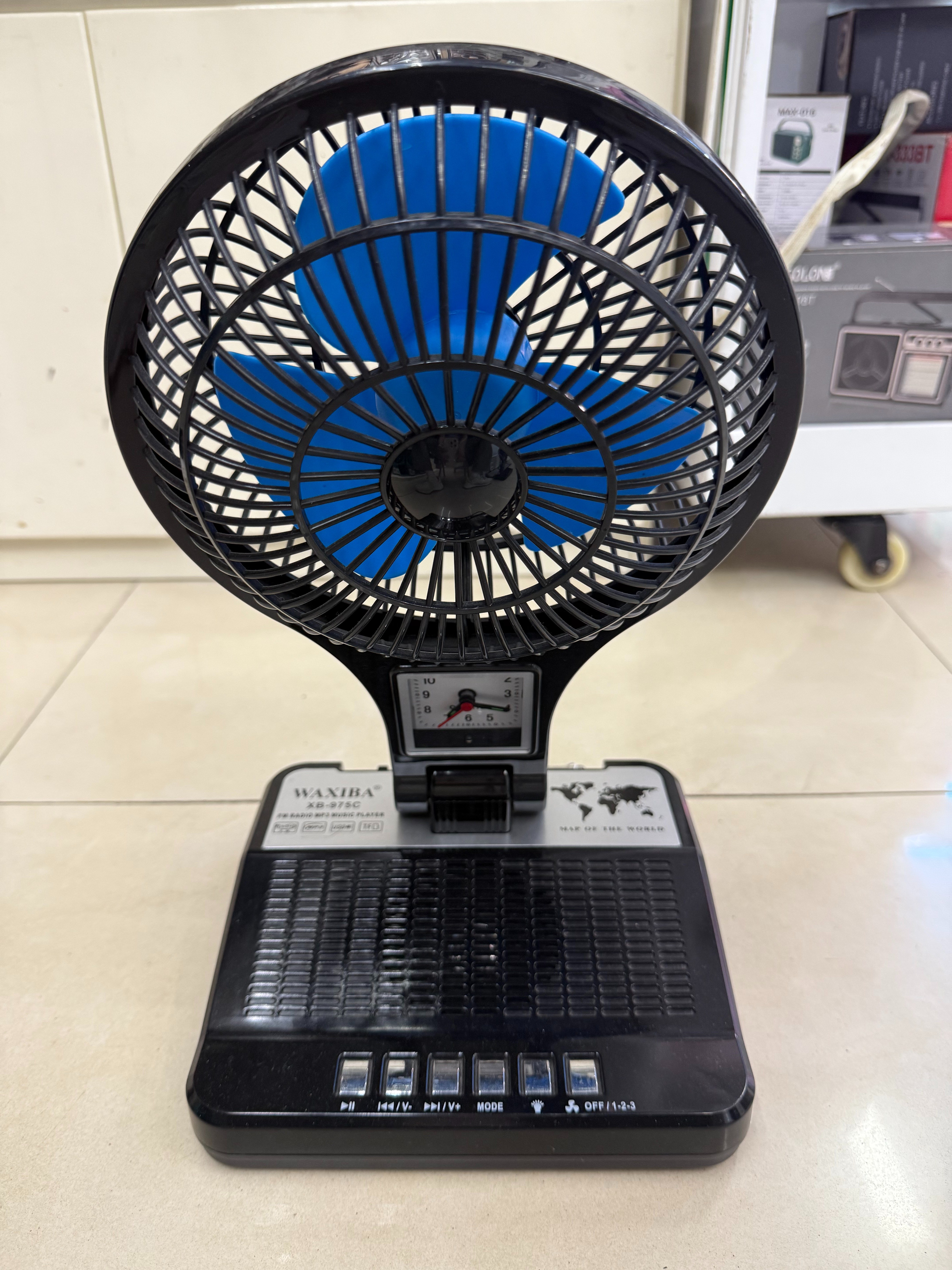 XB-975C multi-functional fan radio Bluetooth speaker with clock, desktop ornament, USB music, TF card for playing music, for the elderly to charge, cool, dissipate heat and blow air