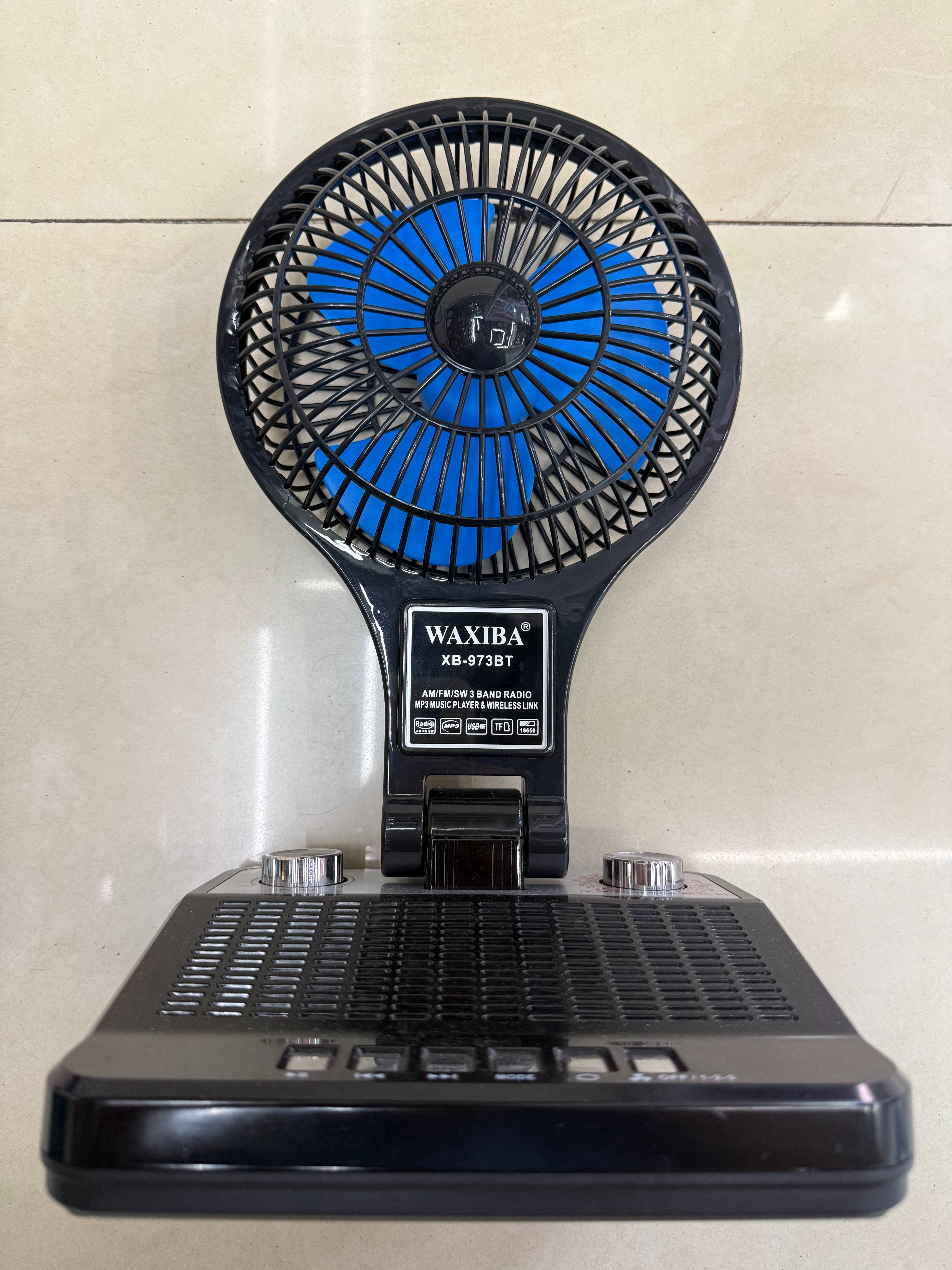 XB-973BT multi-functional fan, radio, Bluetooth speaker, multi-band, multi-functional desktop ornament, USB music, TF card for playing music, used by the elderly for charging, cooling, heat dissipation and blowing details Picture