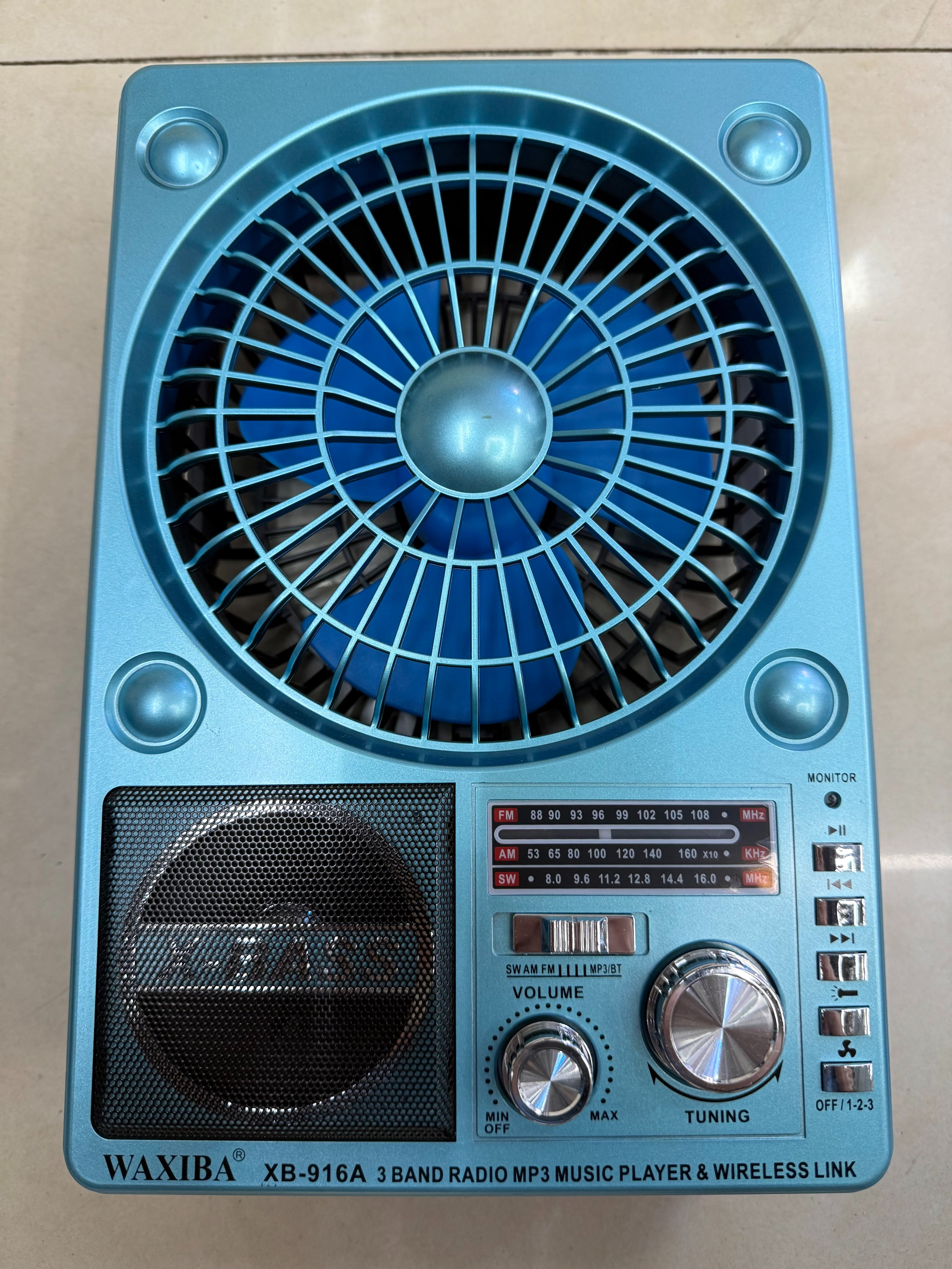 XB-916A solar radio Bluetooth speaker with light illumination, multi-band and multi-functional desktop ornament, USB music, TF card for playing music, for the elderly, solar panel for charging, discharging, cooling, heat dissipation and blowing