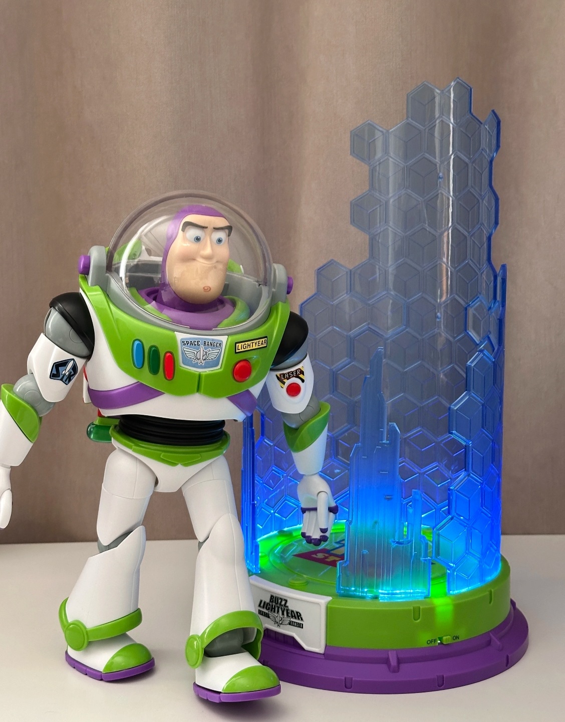 Mozao Buzz Lightyear Collectible Series Assembly Model figurine toys Specification image