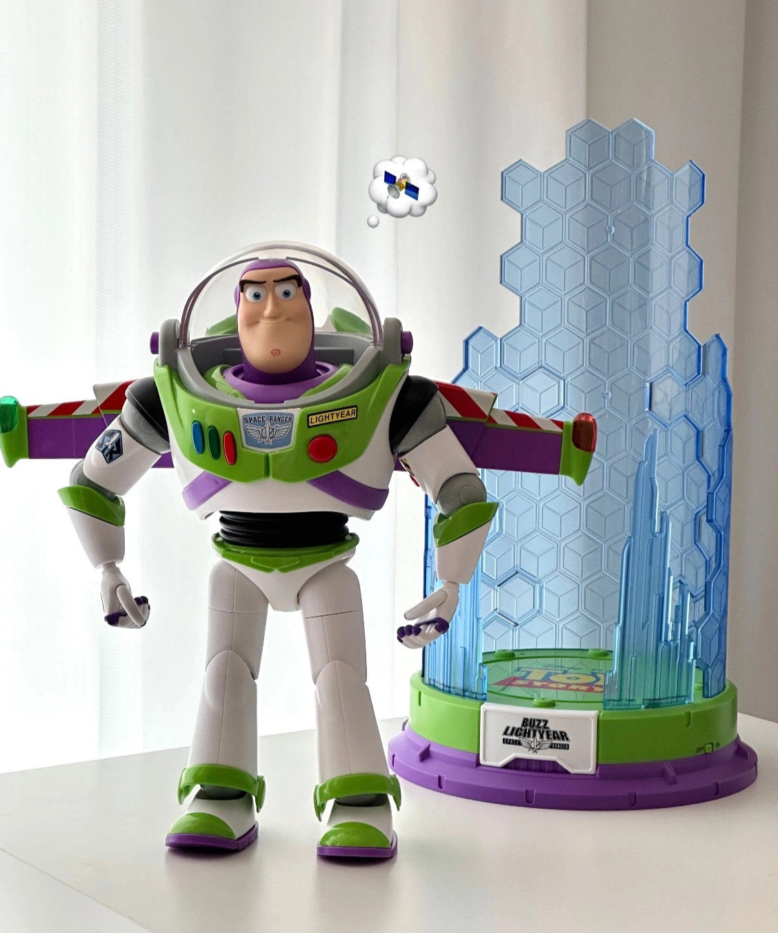 Mozao Buzz Lightyear Collectible Series Assembly Model figurine toys details Picture