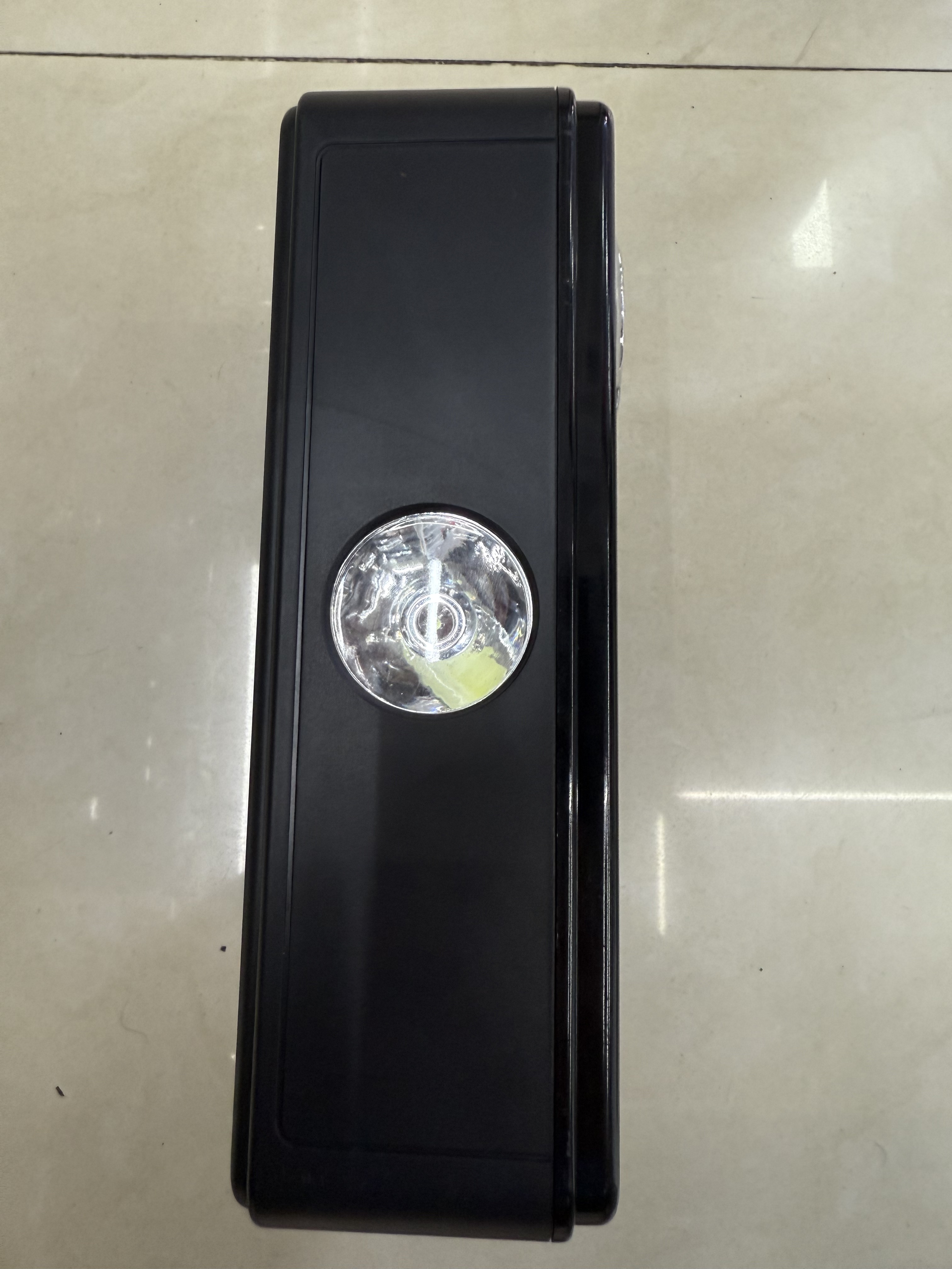 وتبث موسيقى "USB" "TF" موسيقى "USB" TF "موسيقى" USB "، وهي عبارة عن راديو مراوح من طراز XB-952BT، وهي عبارة عن جهاز منضدي متعدد الأغراض يعمل على موجات متعددة، يعمل على نقل الهواء الساخن من كبار السن Specification image