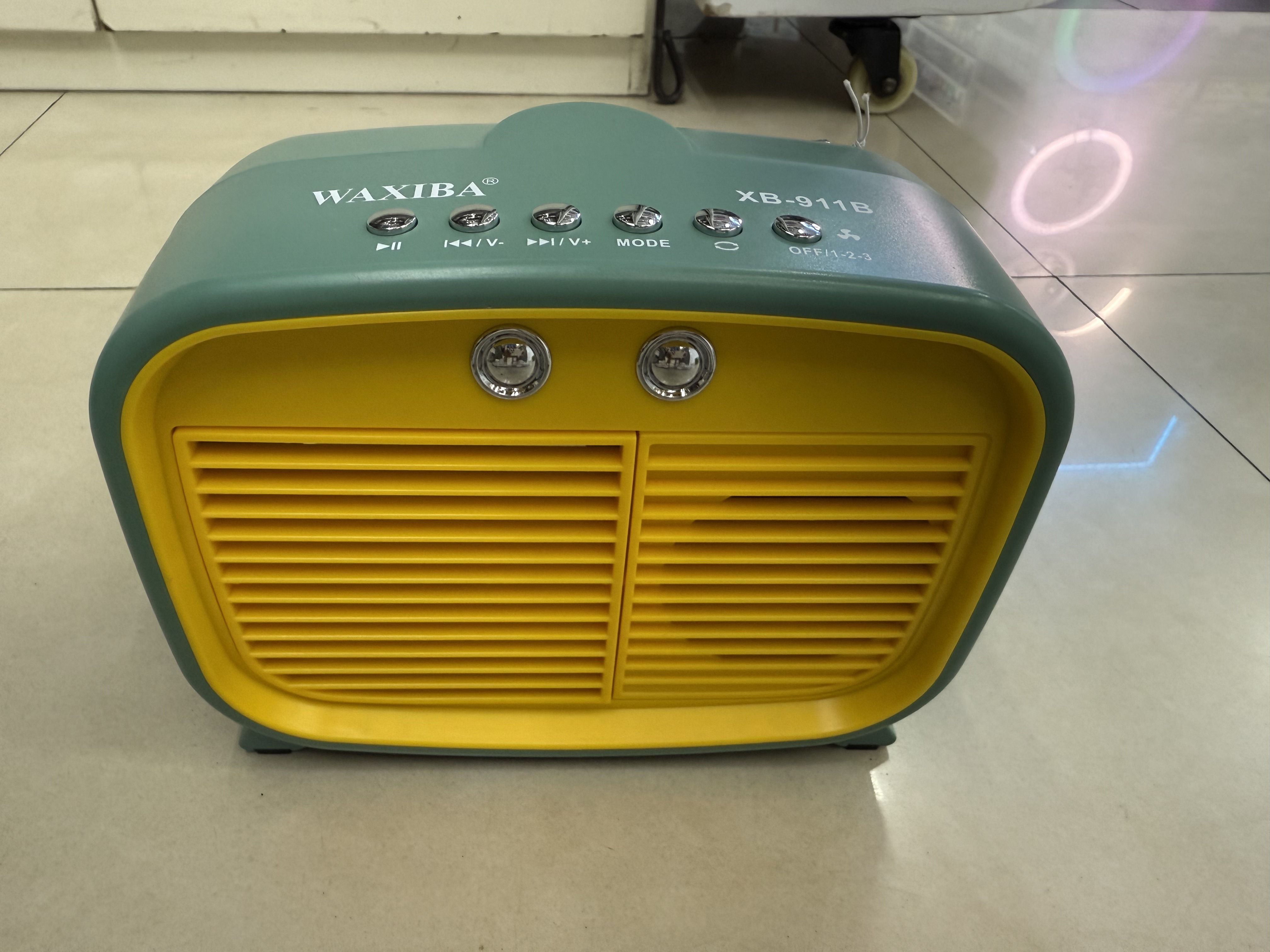 XB-911B Fan, radio, Bluetooth speaker, multi-functional desktop ornament, USB music, TF card, music playing, for the elderly, charging, cooling, heat dissipation, blowing air, cool down details Picture