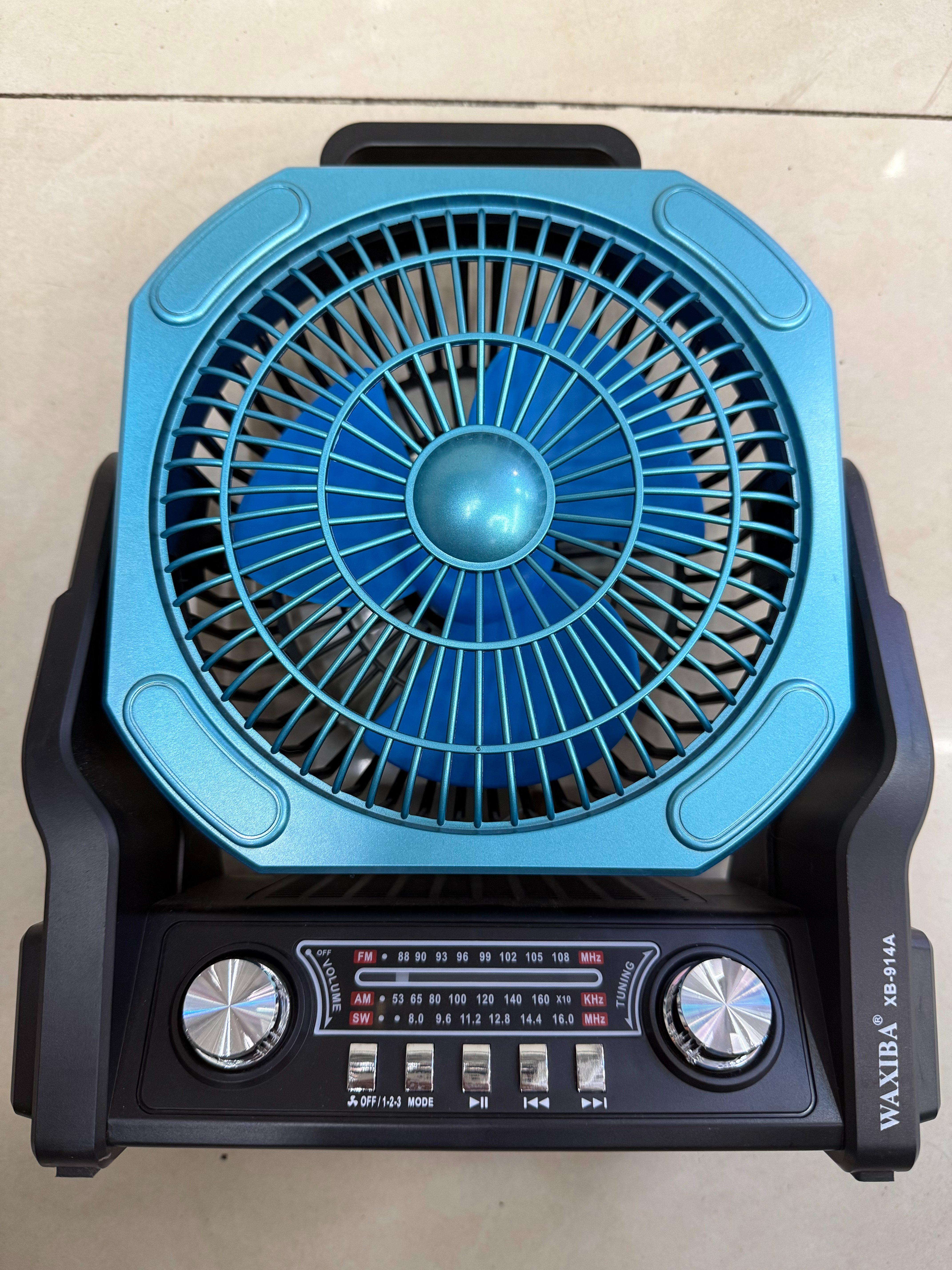 XB-914A solar fan, radio, Bluetooth speaker, multi-band, multi-functional desktop ornament, USB music, TF card for playing music, used by the elderly for charging, discharging, cooling, heat dissipation and blowing