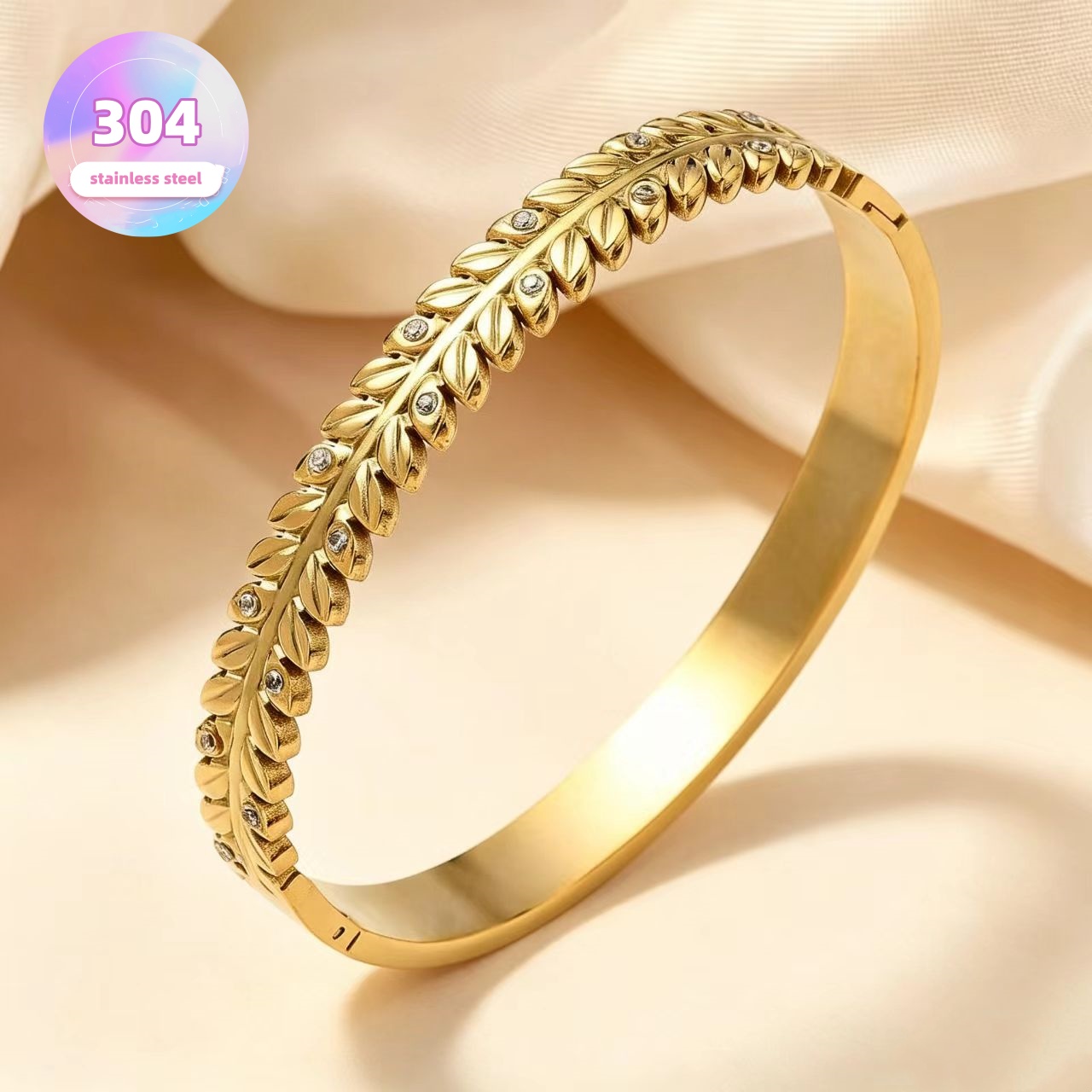 Gold and diamond-encrusted cat's eye stone jade bracelet with golden leaf shape design, fashionable and versatile ladies' jewelry gift Specification image