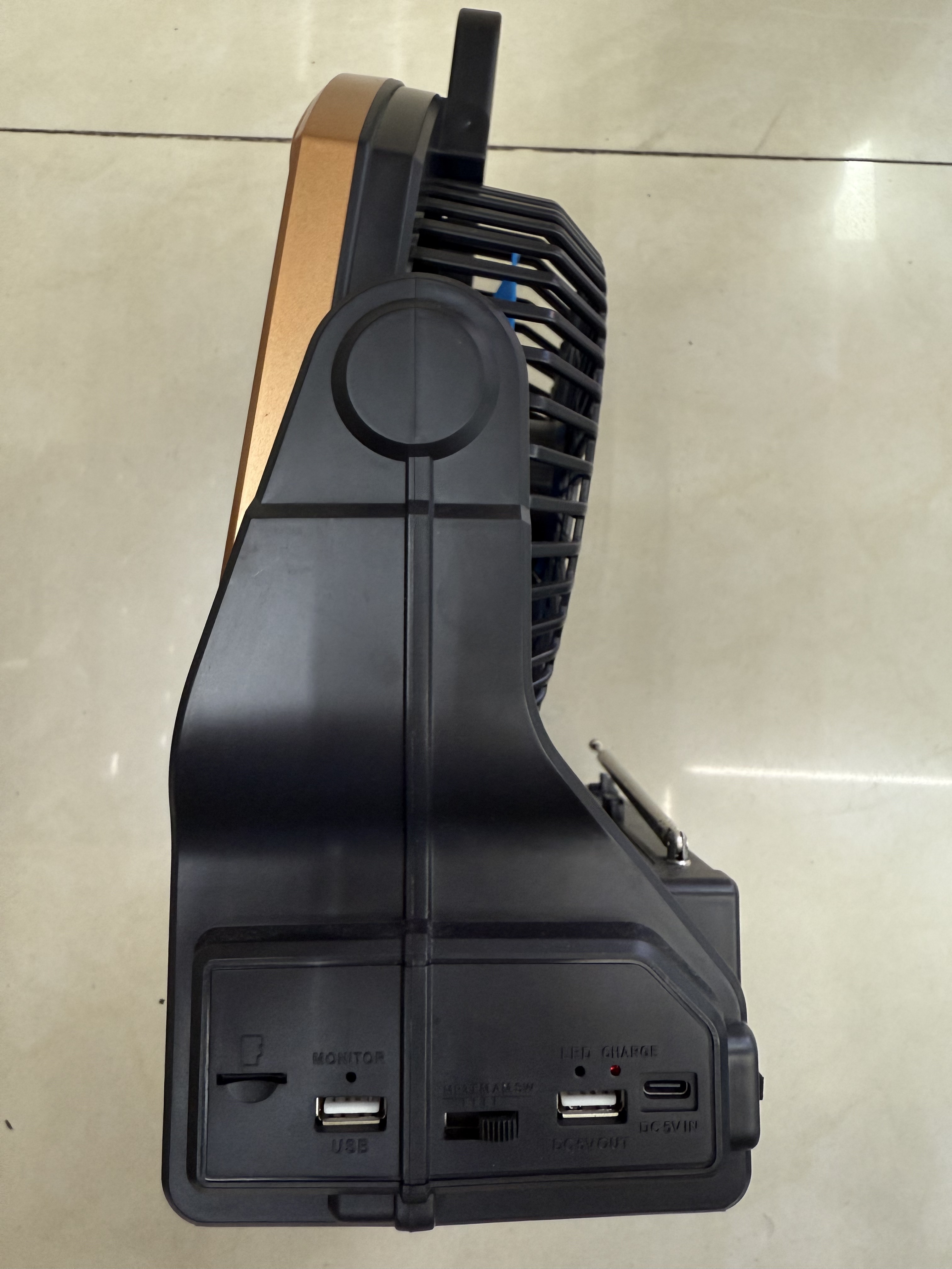 XB-914AL solar fan radio Bluetooth speaker with light illumination, multi-band and multi-functional desktop ornament, USB music, TF card for playing music, for the elderly, charging, discharging, cooling, heat dissipation and blowing Specification image