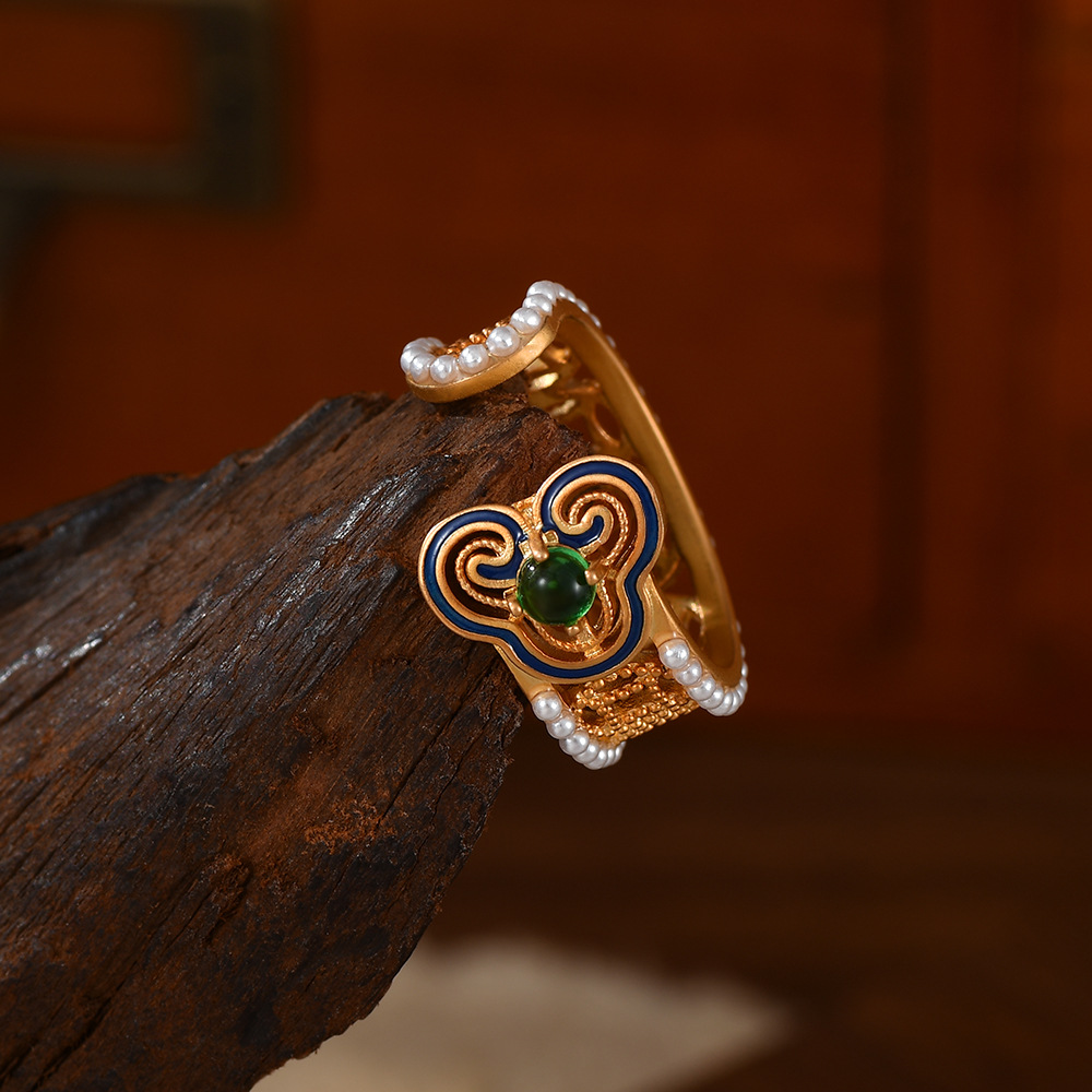 Nuevo estilo chino vintage estilo de seda estilo nacional multi-gemas incrustado todos los días anillo versátil Application Scenario