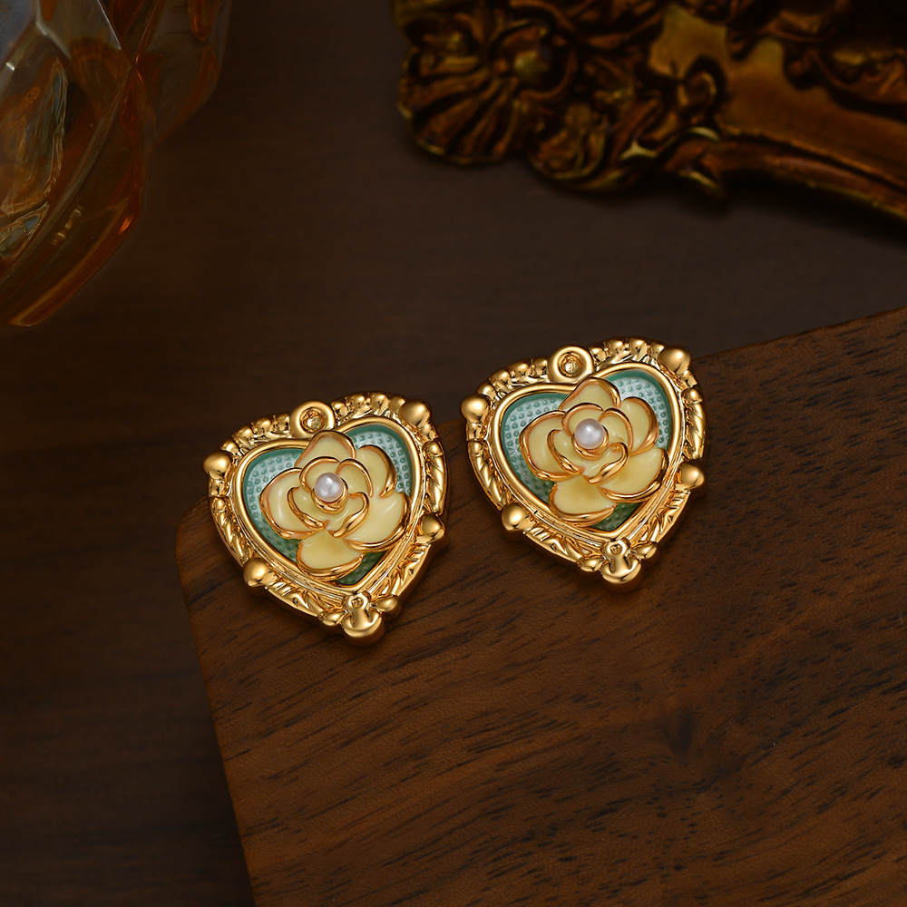 فالرياح القديمة، الجميلة، والفسيفساء الجميلة Item Picture